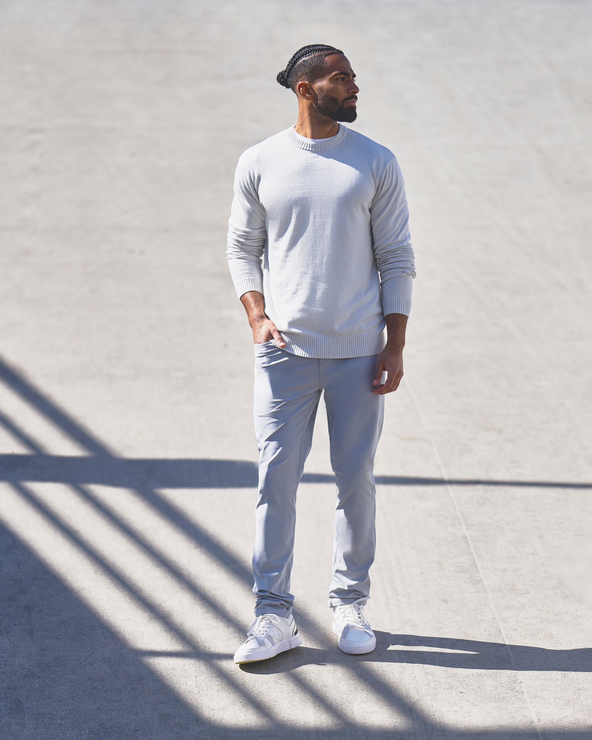 Vuori Meta™ Pant Athletic Slim Fit 32 | Sea Fog - Image 5