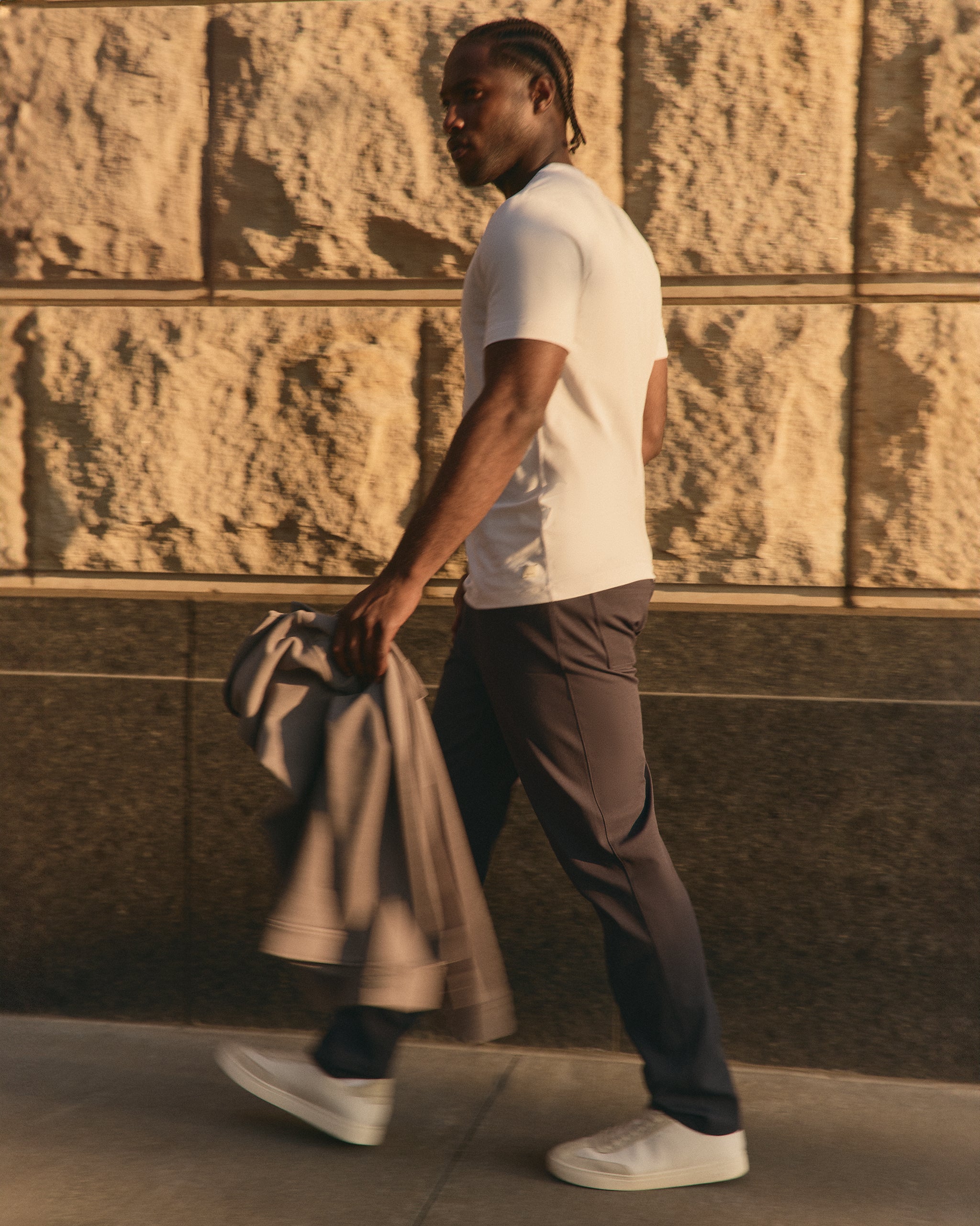 Vuori Meta™ Twill Pant Classic Fit 30 | Navy - Image 5