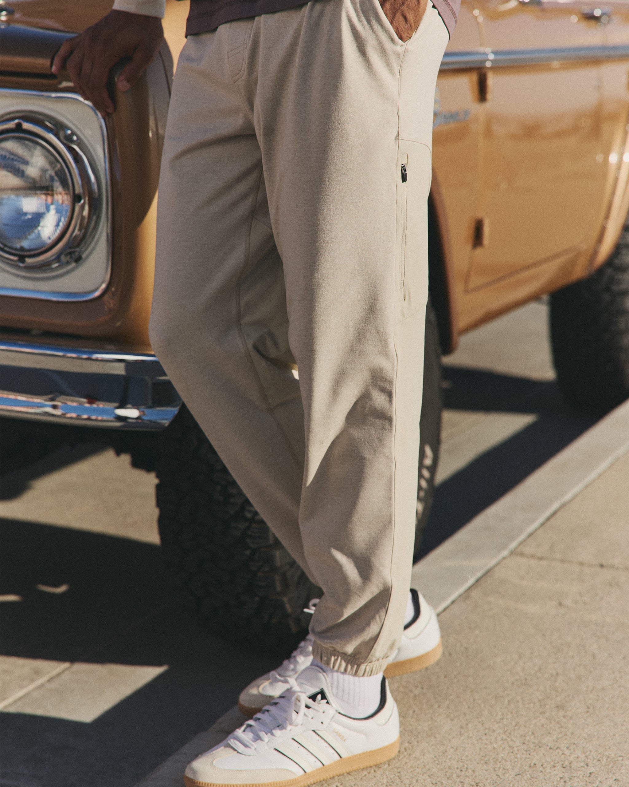 Coronado Mixed Media Sweatpant 28 | Limestone Heather