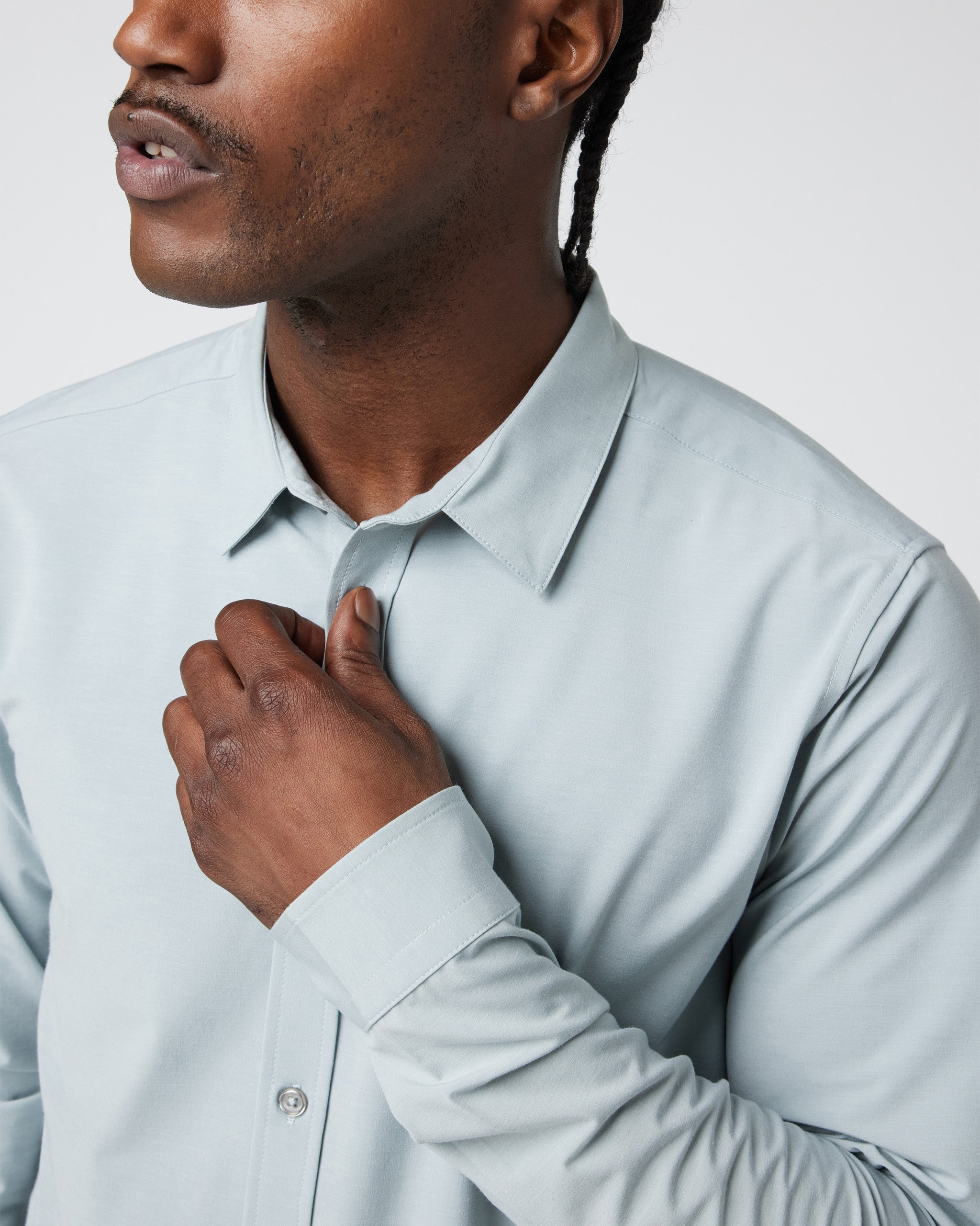 Long Sleeve Bridge Button Down | Chalk Blue - Image 4