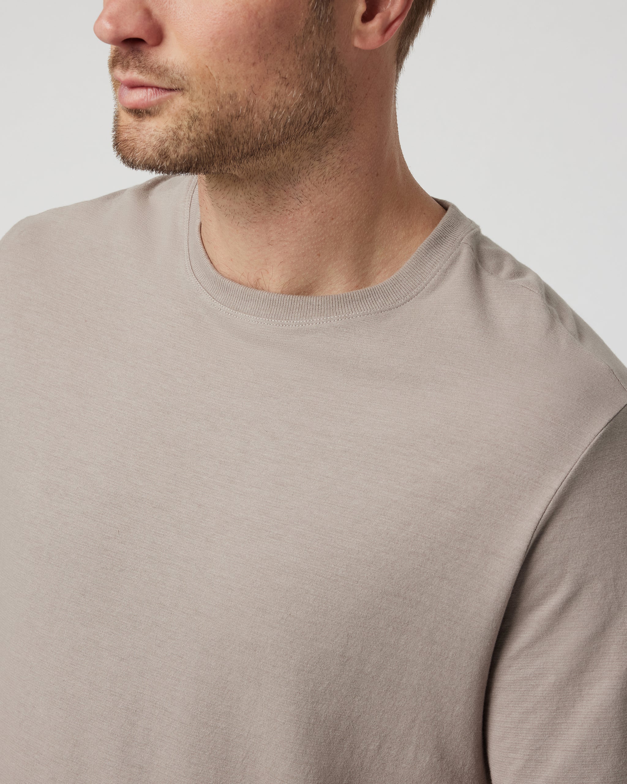 Weston Seamless Tee | Walnut - Image 5