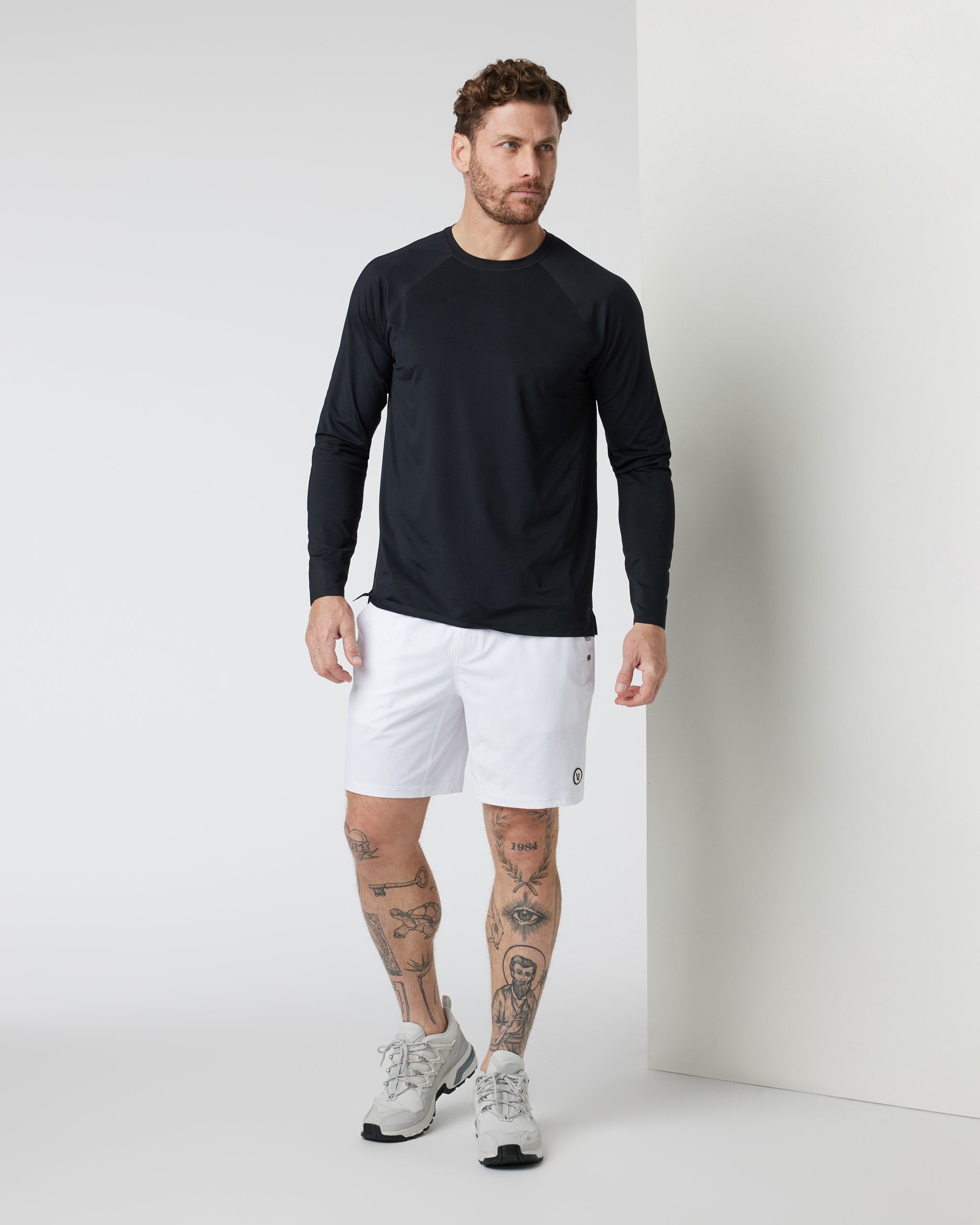 Long Sleeve Viewpoint Performance Tee | Black - Image 3