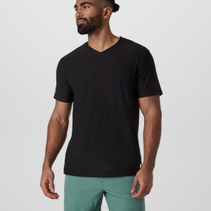 Strato Tech V-Neck Tee | Black