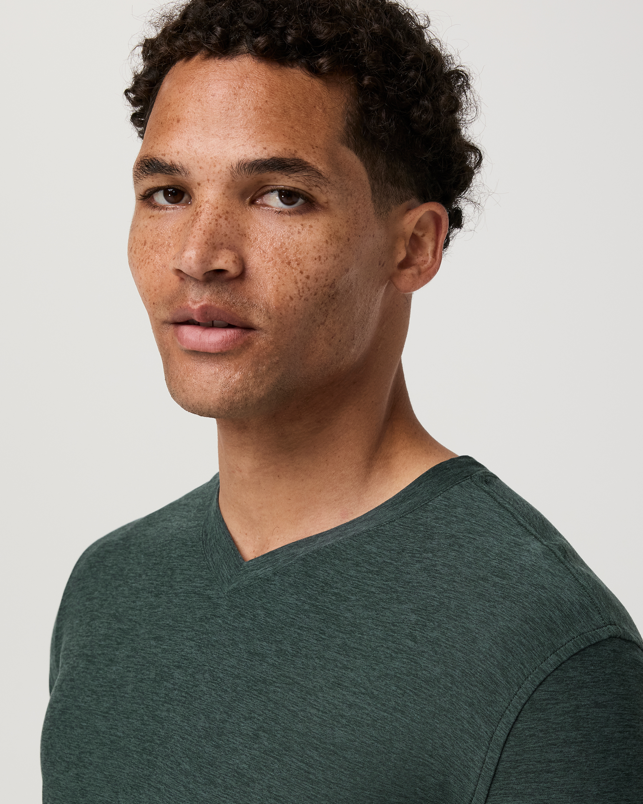 Strato Tech V-Neck | Hemlock Heather - Image 2