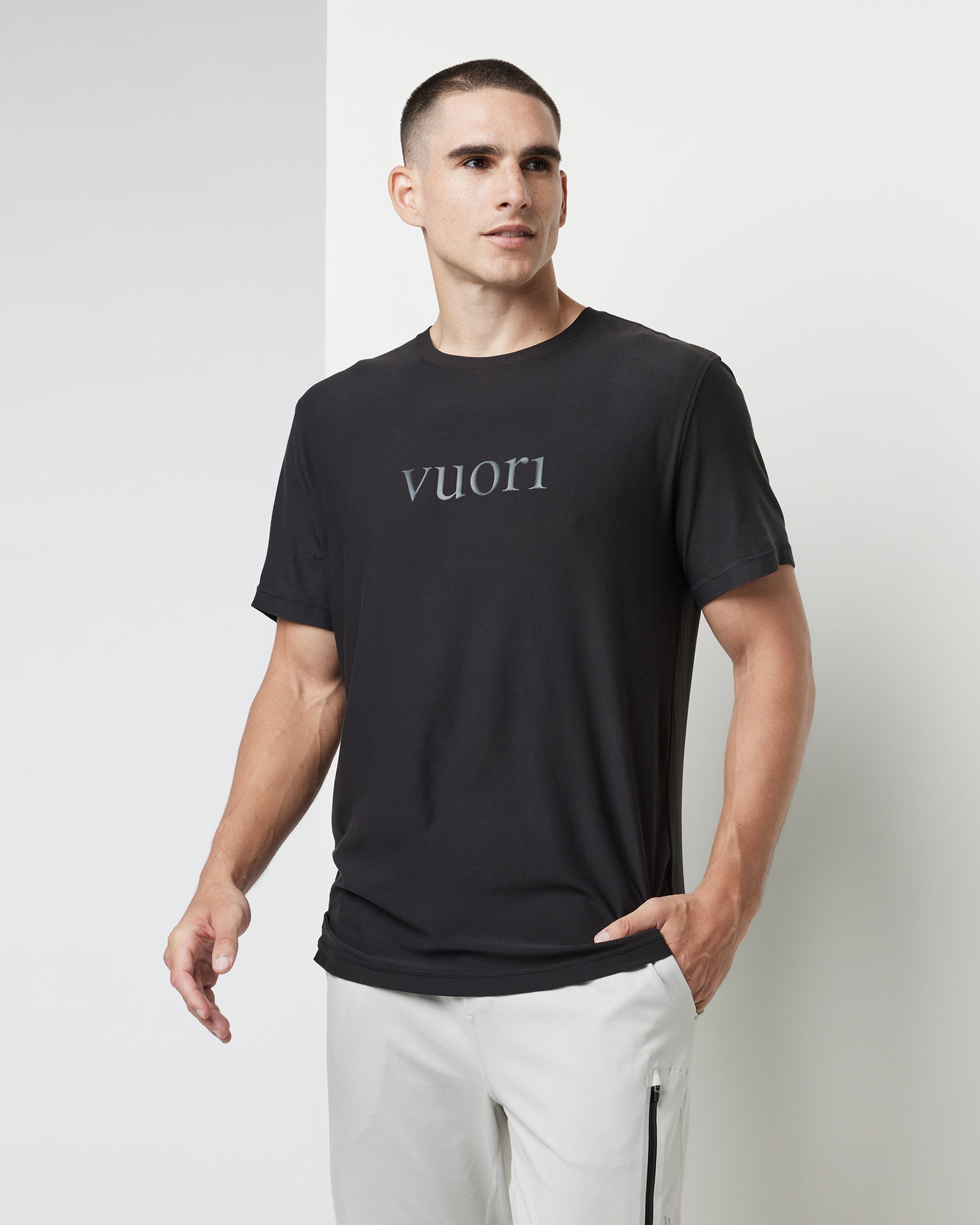 Short Sleeve Strato Graphic Tee | Black