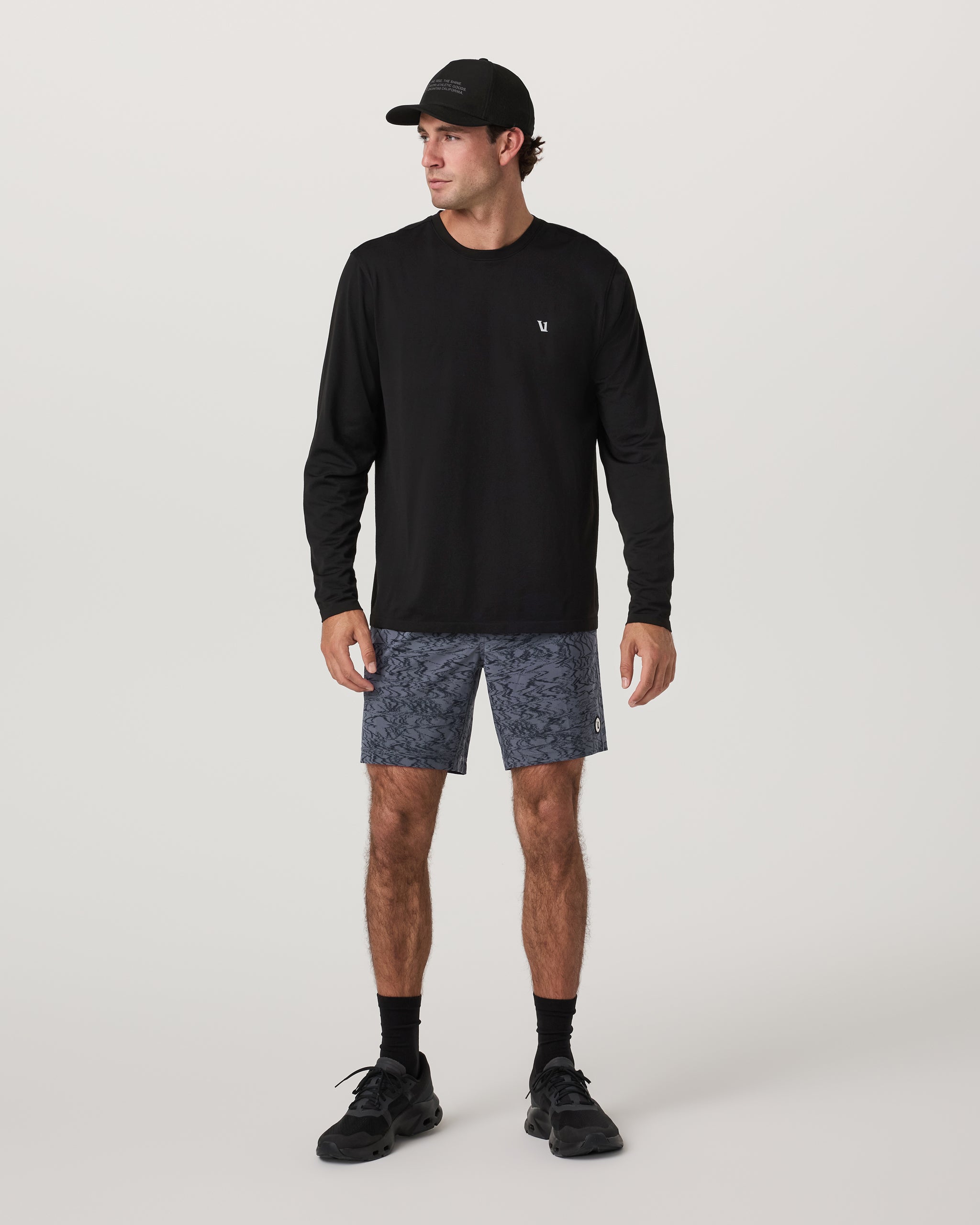 Long Sleeve Clearview Seamless Tee | Black - Image 4