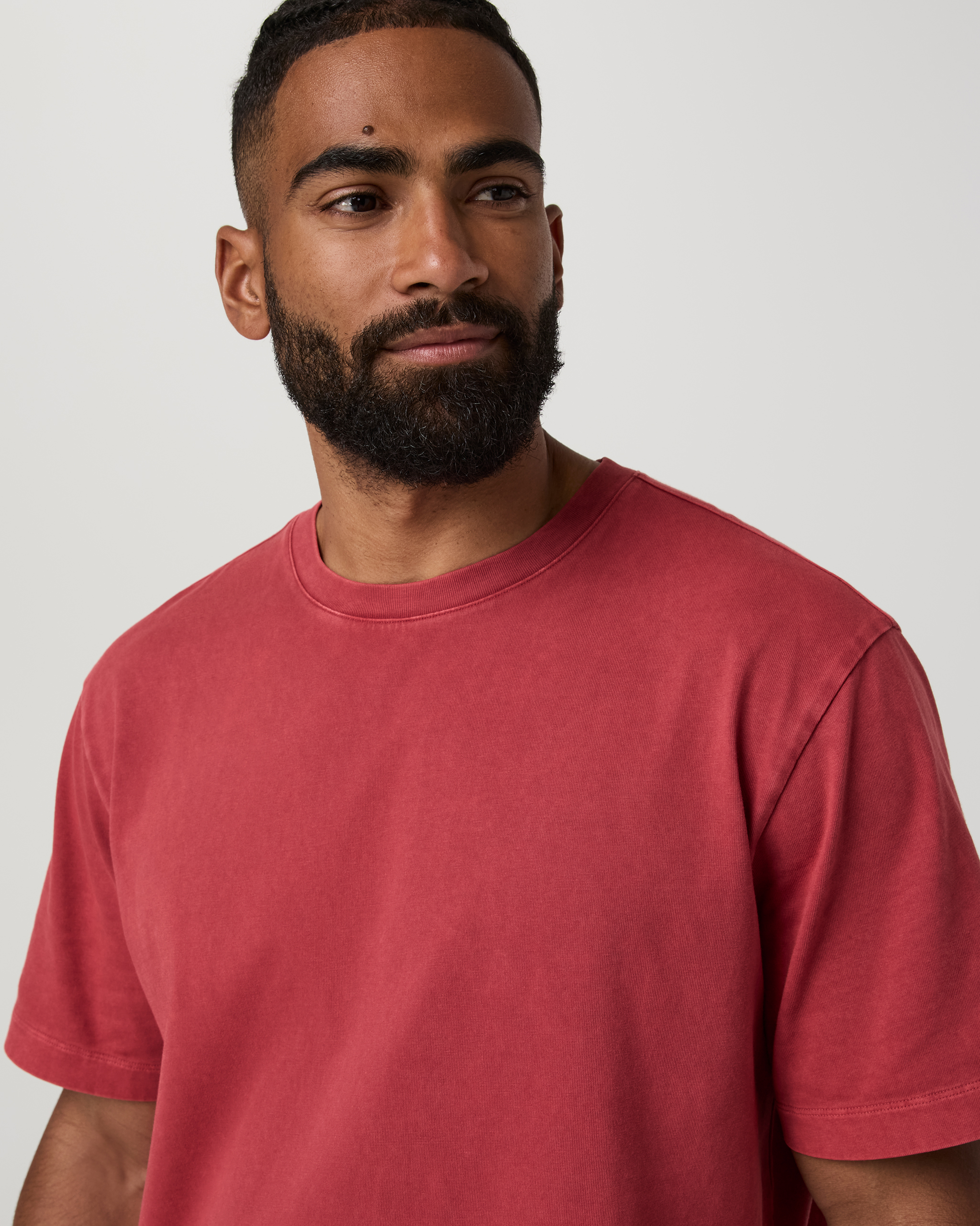 Short Sleeve Vuori Heavyweight Tee - Relaxed Fit | Sour Cherry Garment Dye - Image 2
