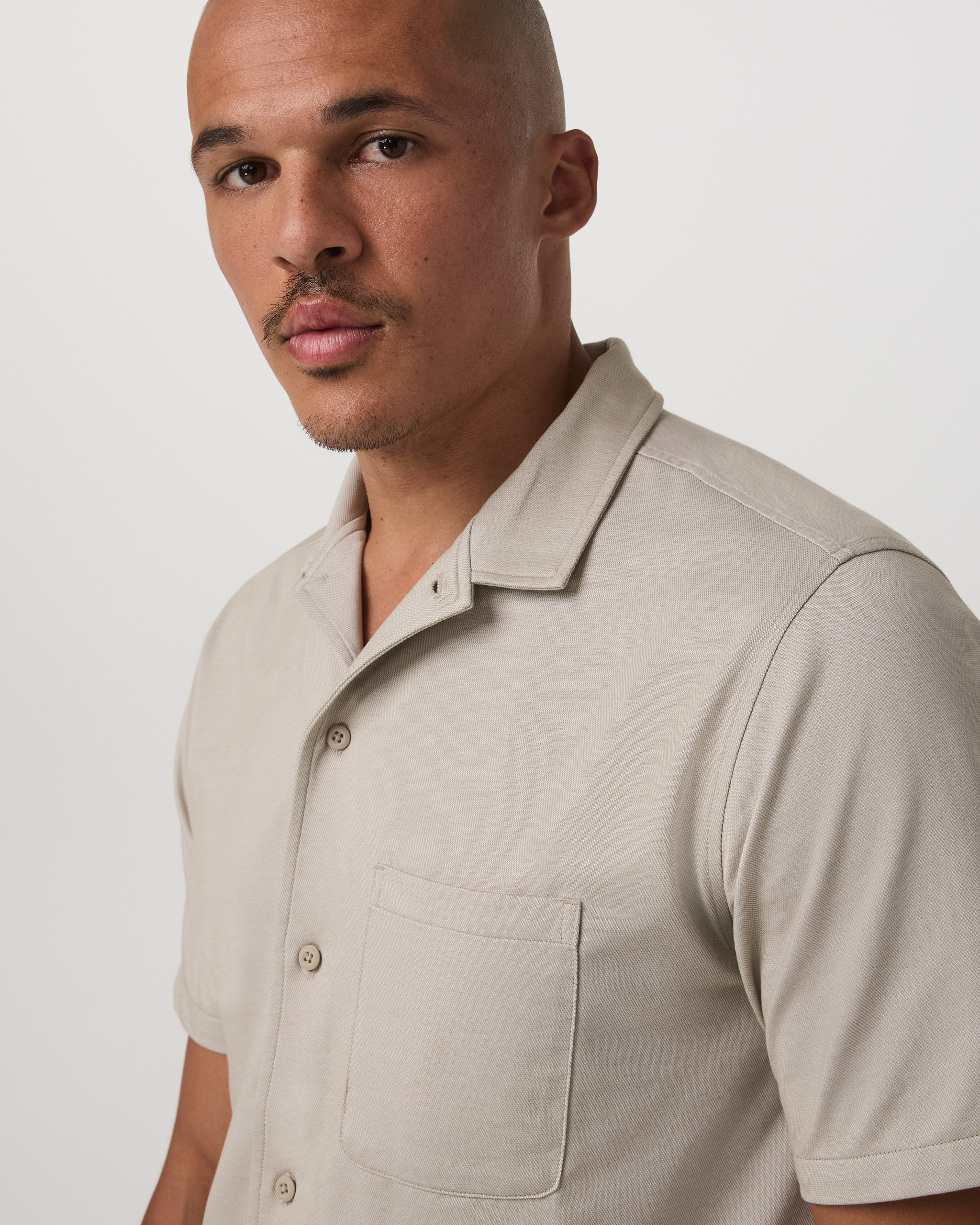 Short Sleeve Knit Oxford Camp Collar Button Down | Truffle - Image 2
