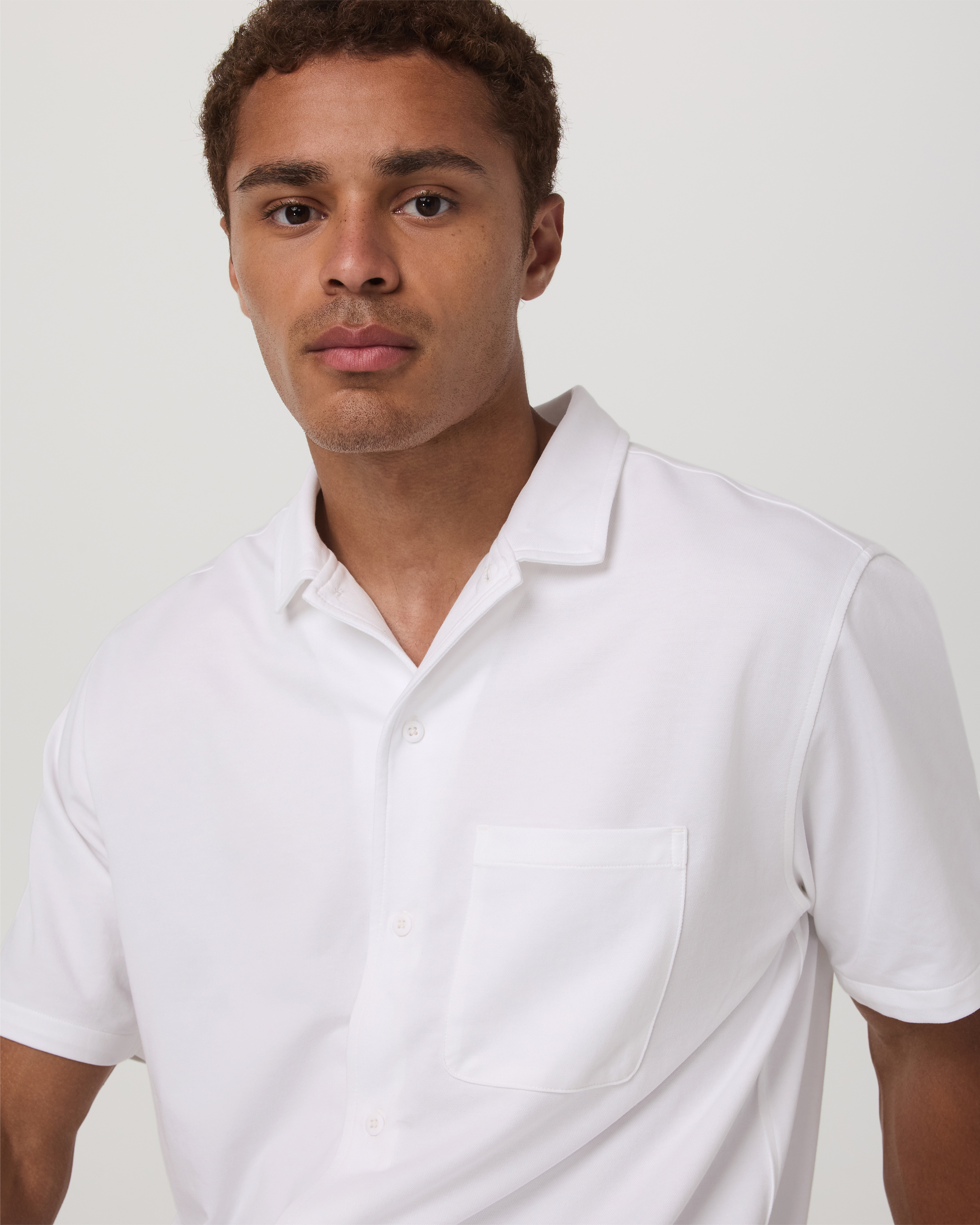 Short Sleeve Knit Oxford Camp Collar Button Down | White - Image 3