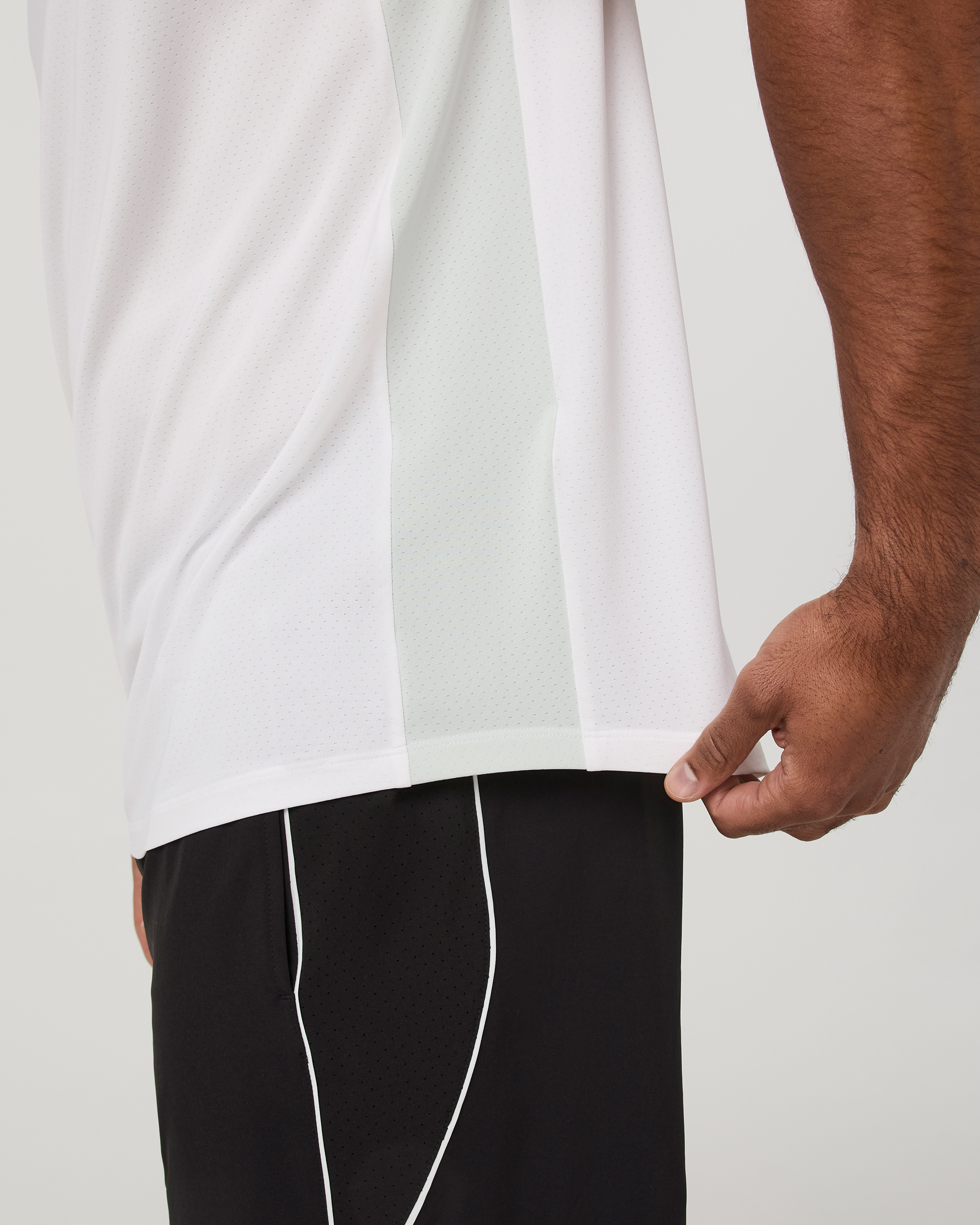 Sleeveless Viewpoint Muscle Tank 2.0 | White/Breeze - Image 2
