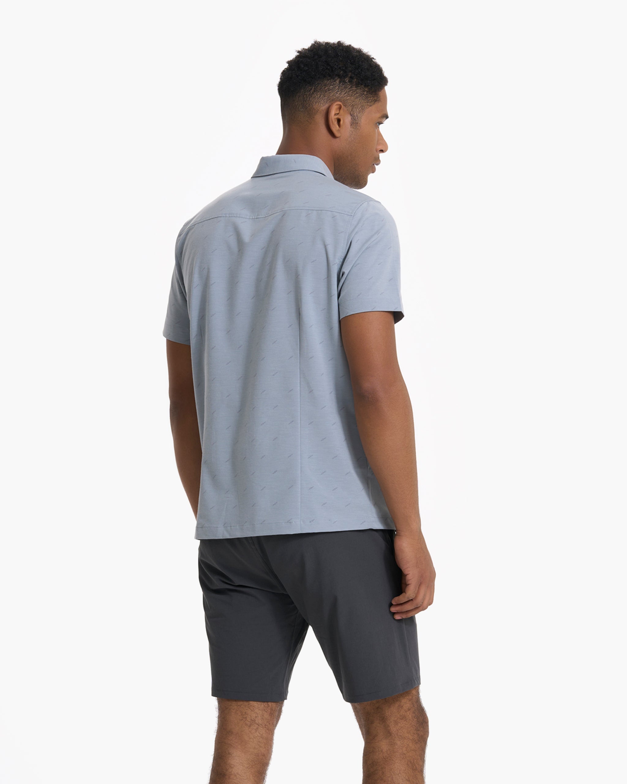 Short-Sleeve Bridge Button Down | Light Cloud Daggers - Image 4