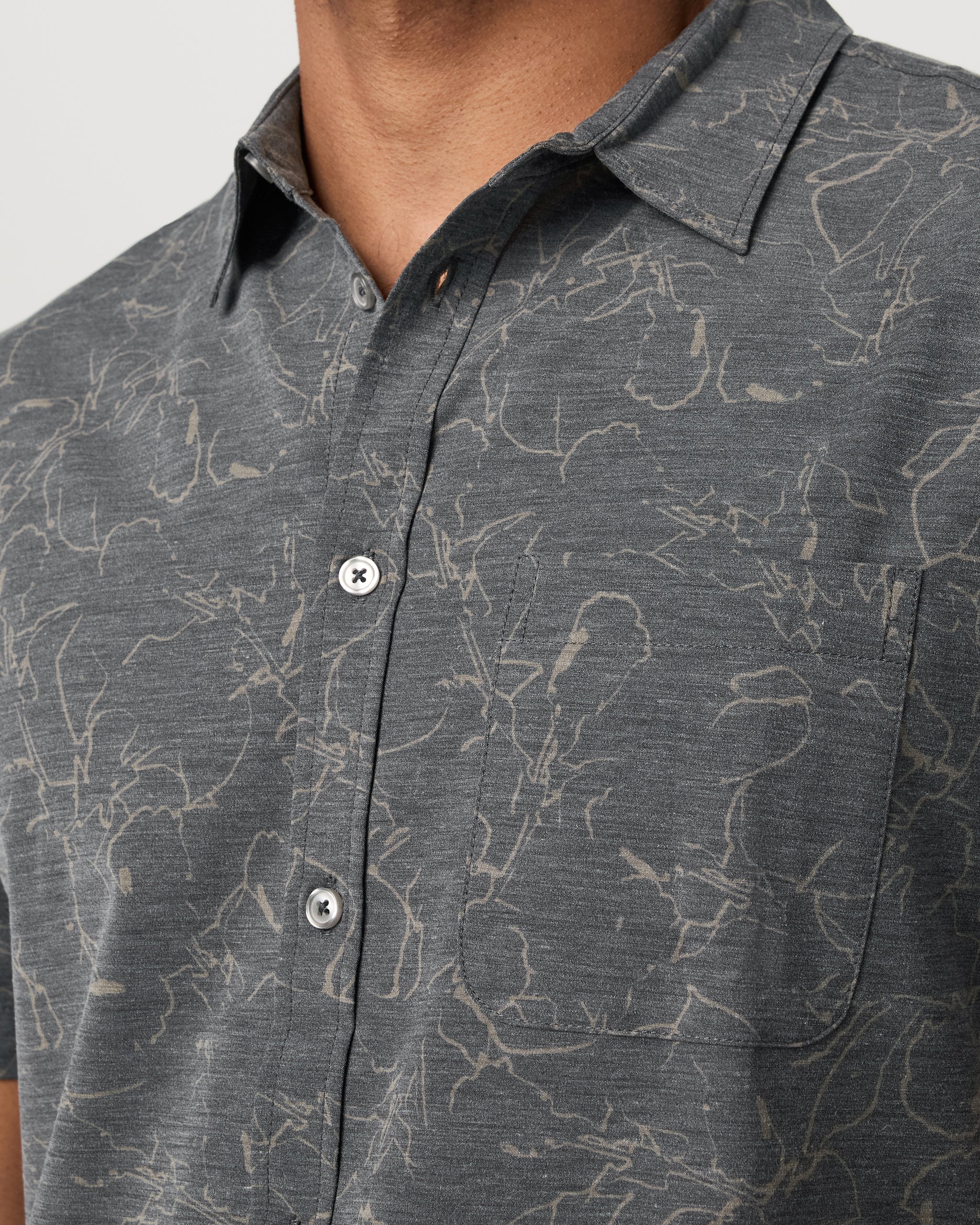 Short Sleeve Bridge Button Down | Root Drawn - Image 2