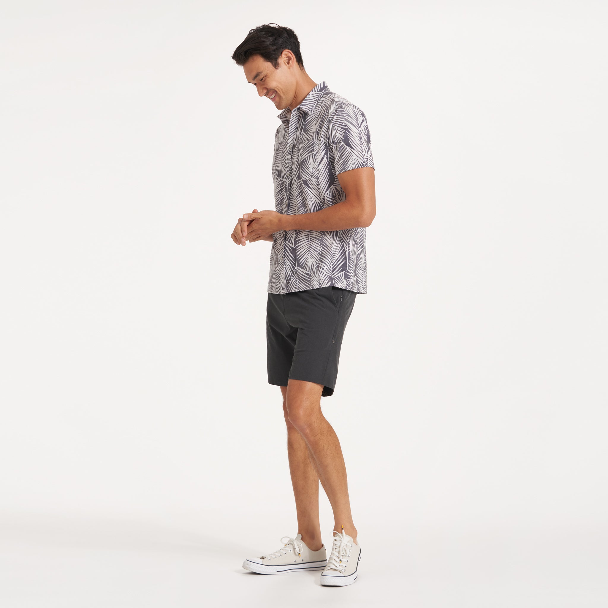 Short-Sleeve Bridge Button Down | Smoke Fronds - Image 4