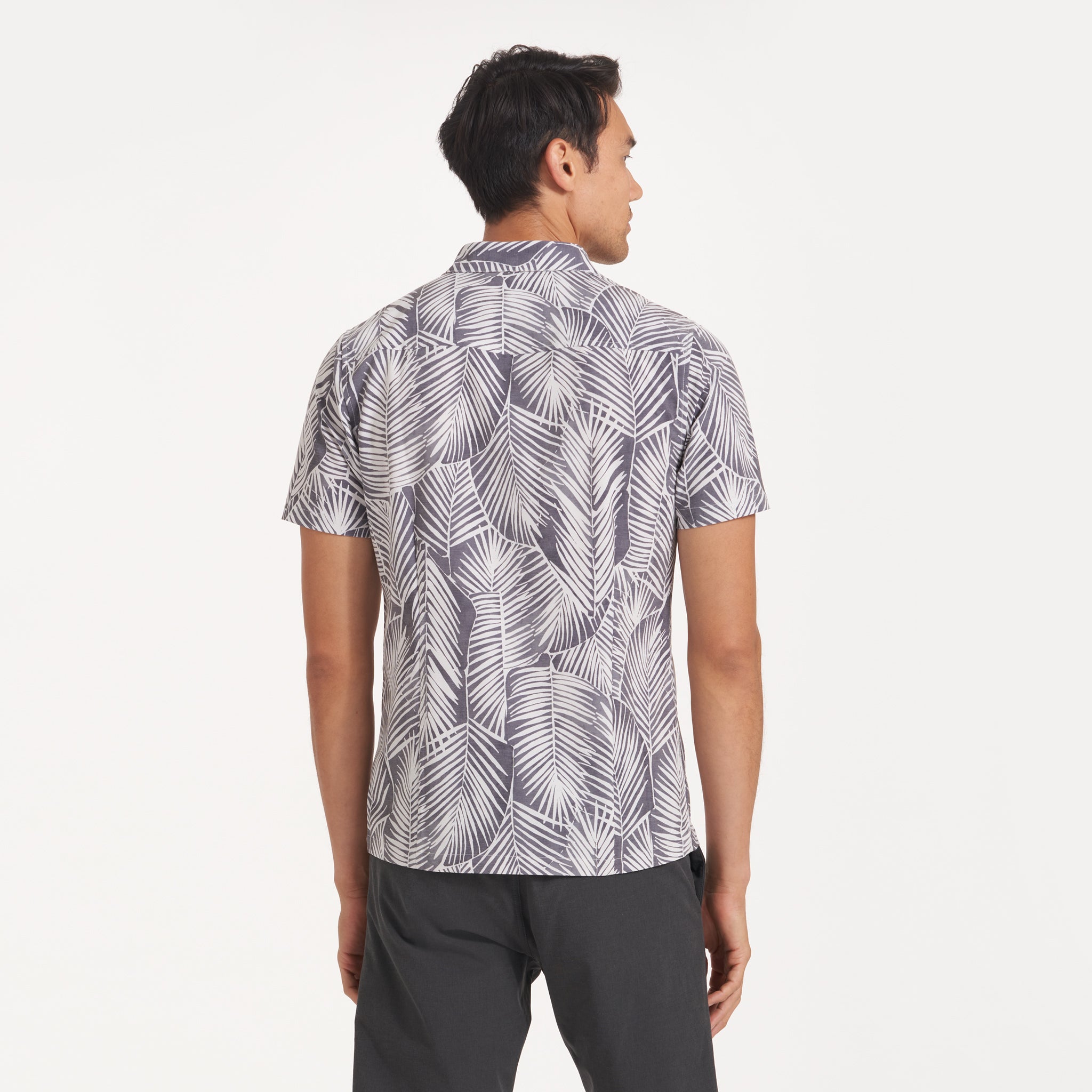 Short-Sleeve Bridge Button Down | Smoke Fronds - Image 3