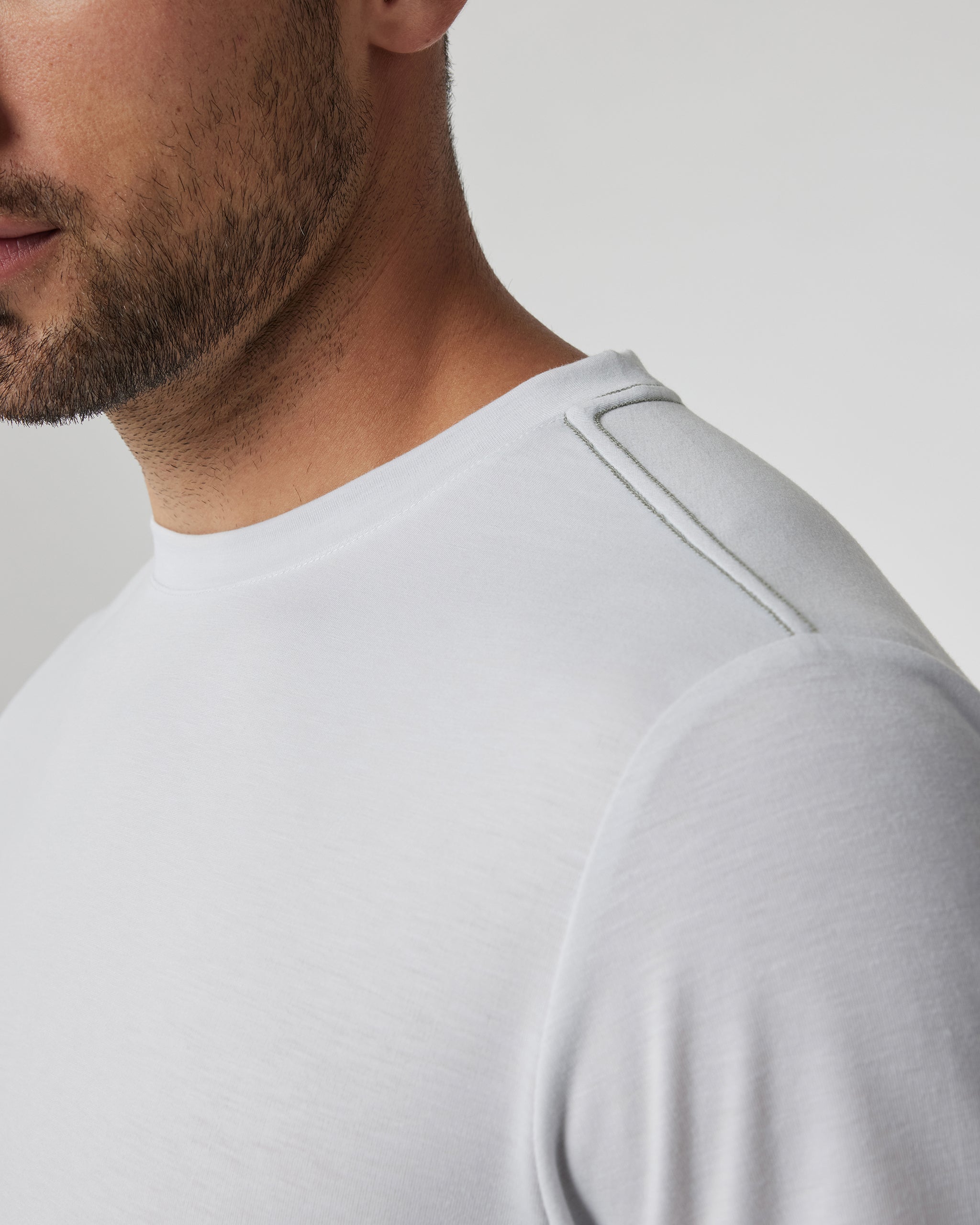 Current Tech Tee | Frost Grey - Image 4