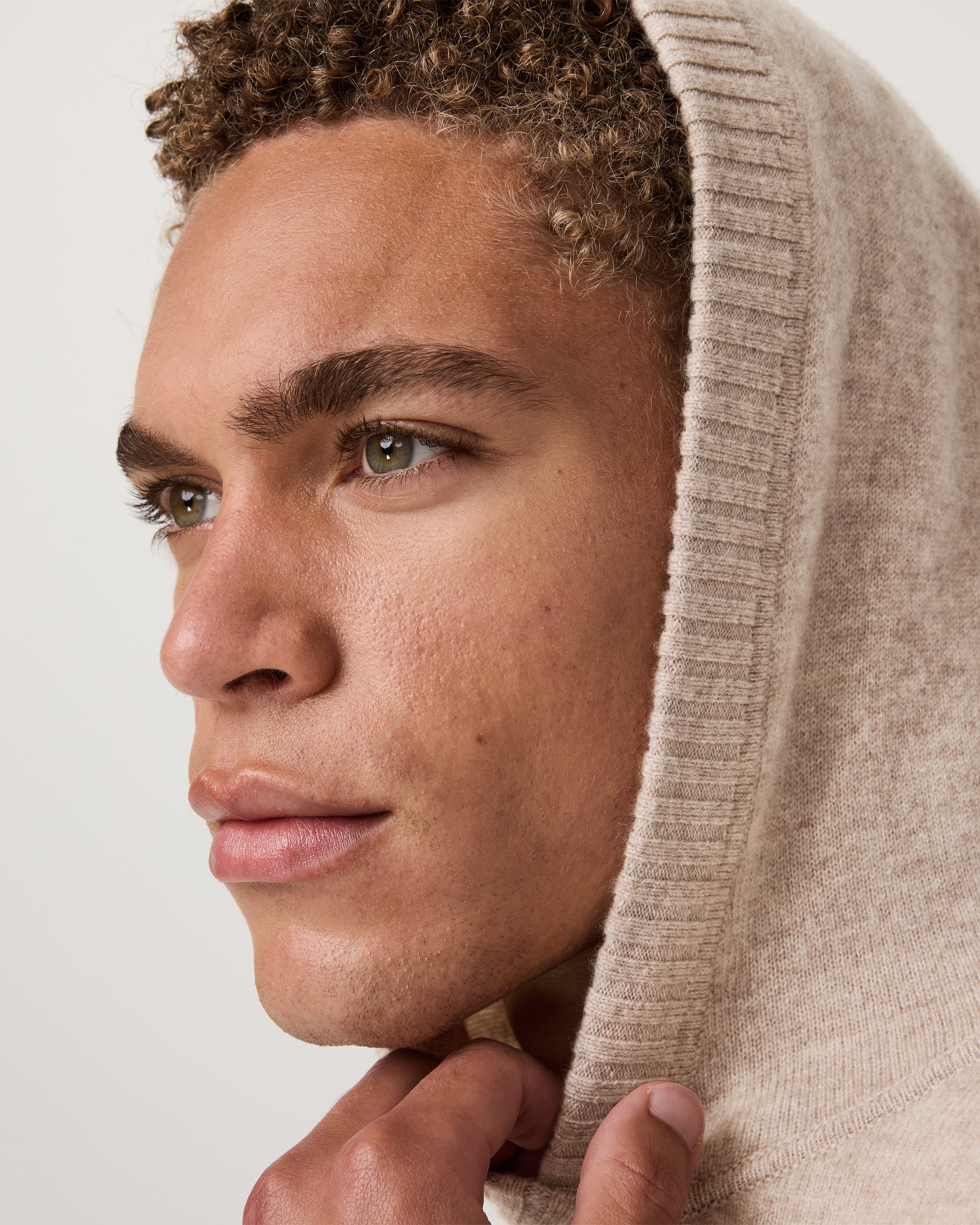 Berik Cashmere Hoodie | Oatmeal Heather - Image 2