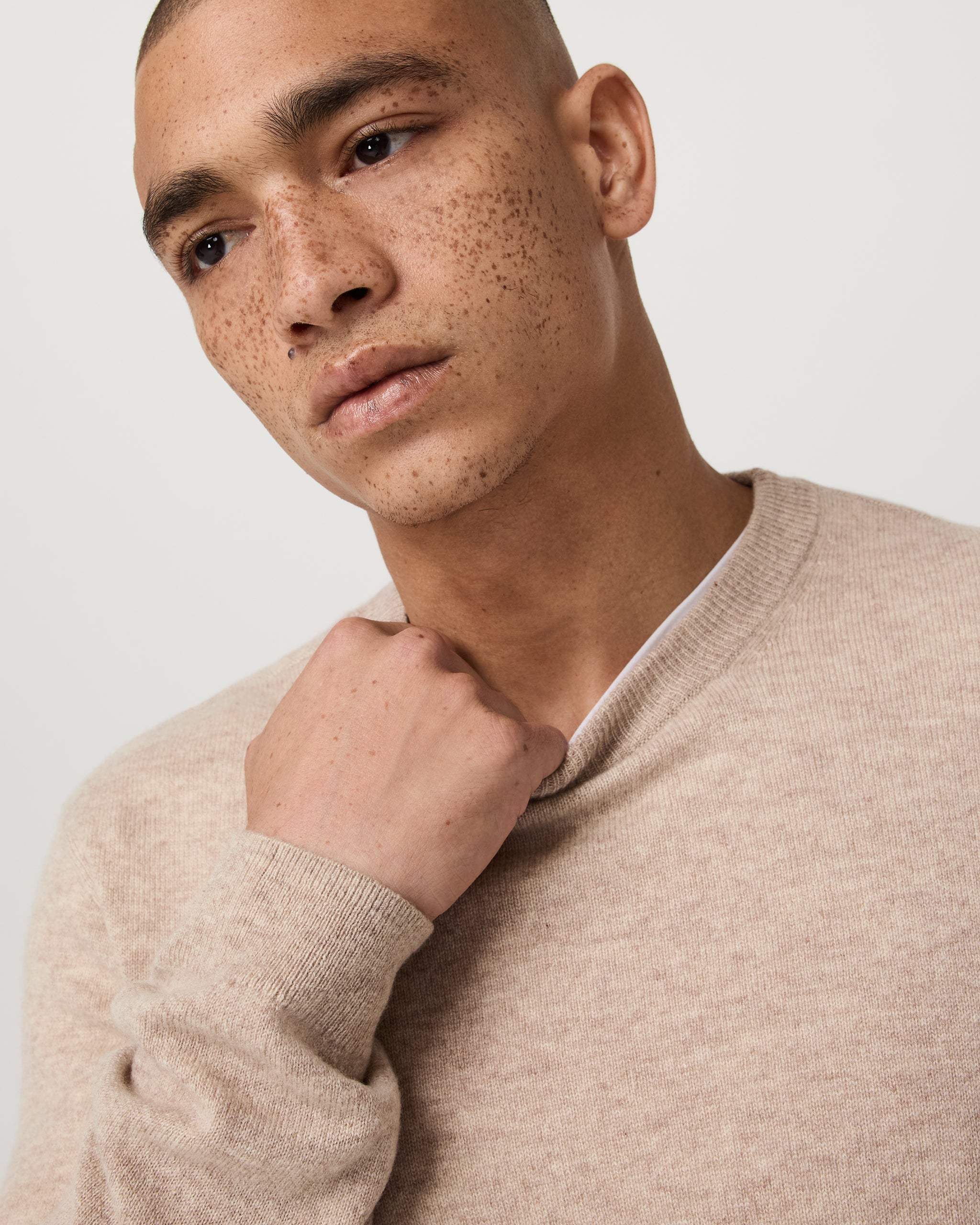 Berik Cashmere Sweater | Oatmeal Heather - Image 2