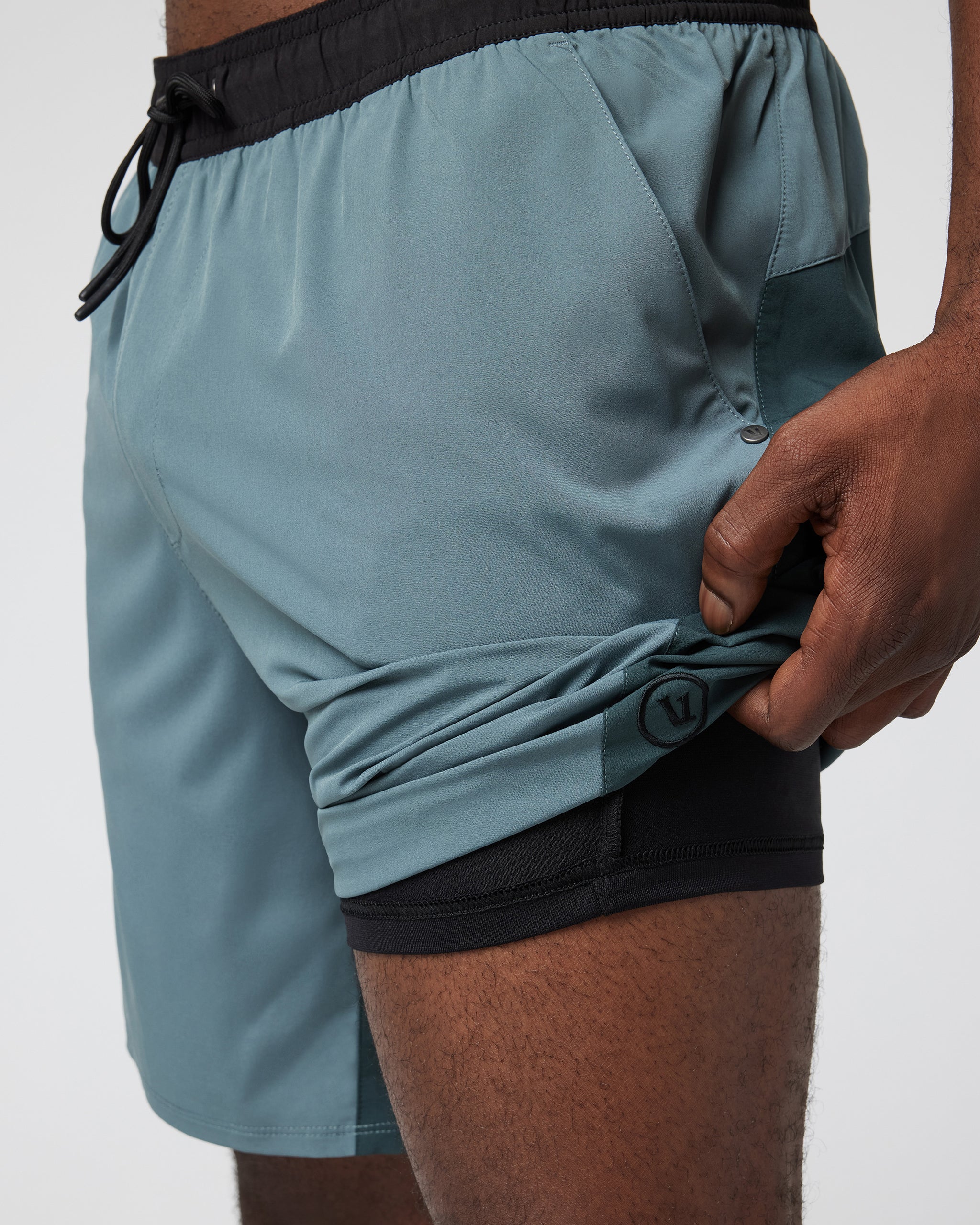 Chromatic Kore Short Lined 7 | Kashmir - Image 3
