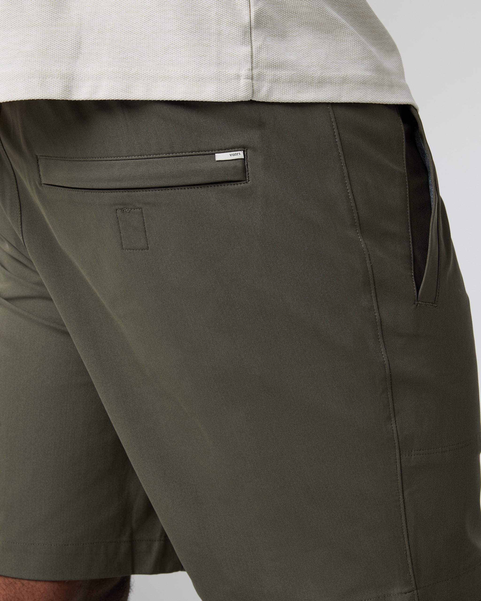 Vuori Meta™ Easy Short | Dark Oregano - Image 3