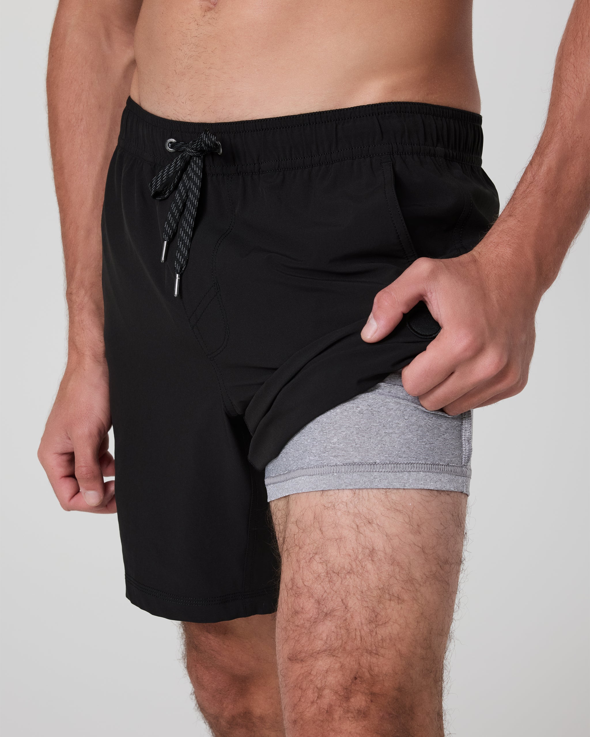 Kore Short Lined 7 | Black Tonal - Image 2