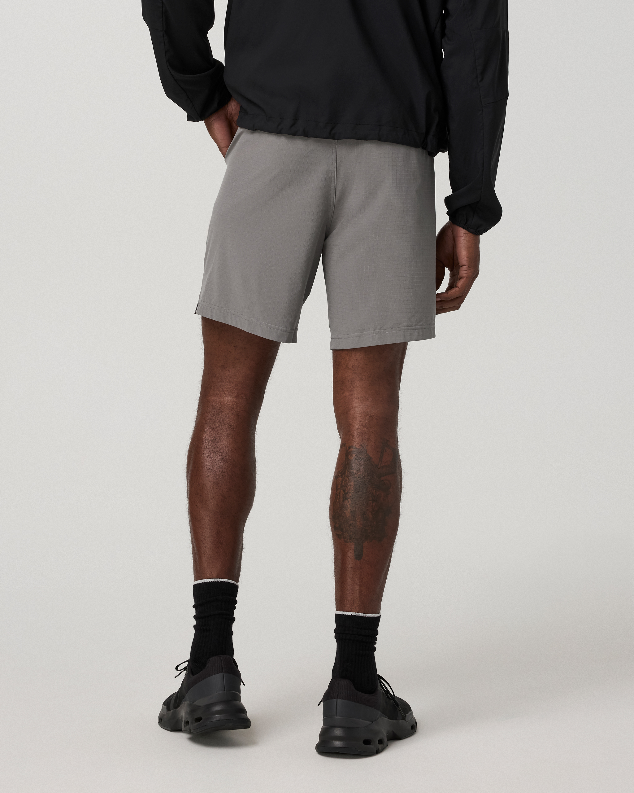 Vuori HardKore Short Lined 7 | Smoke - Image 4