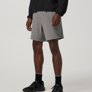 Vuori HardKore Short Lined 7 | Smoke