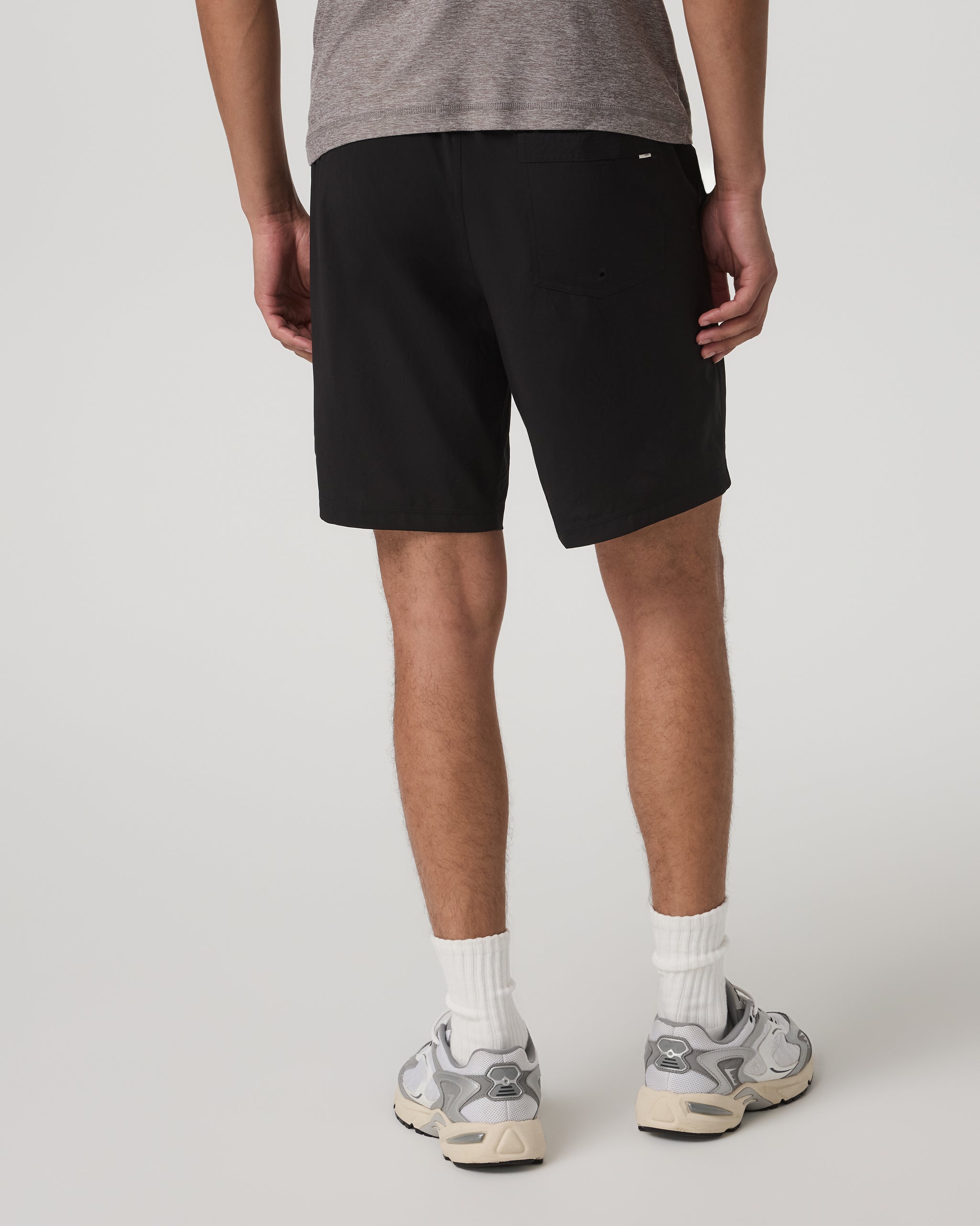 Kore Short Unlined 9 | Black - Image 3