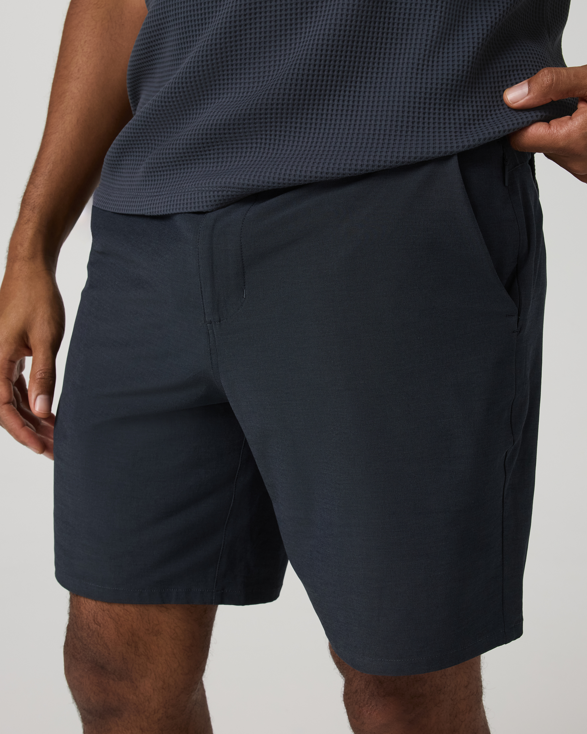 Aim Short 8 | Navy Linen Texture
