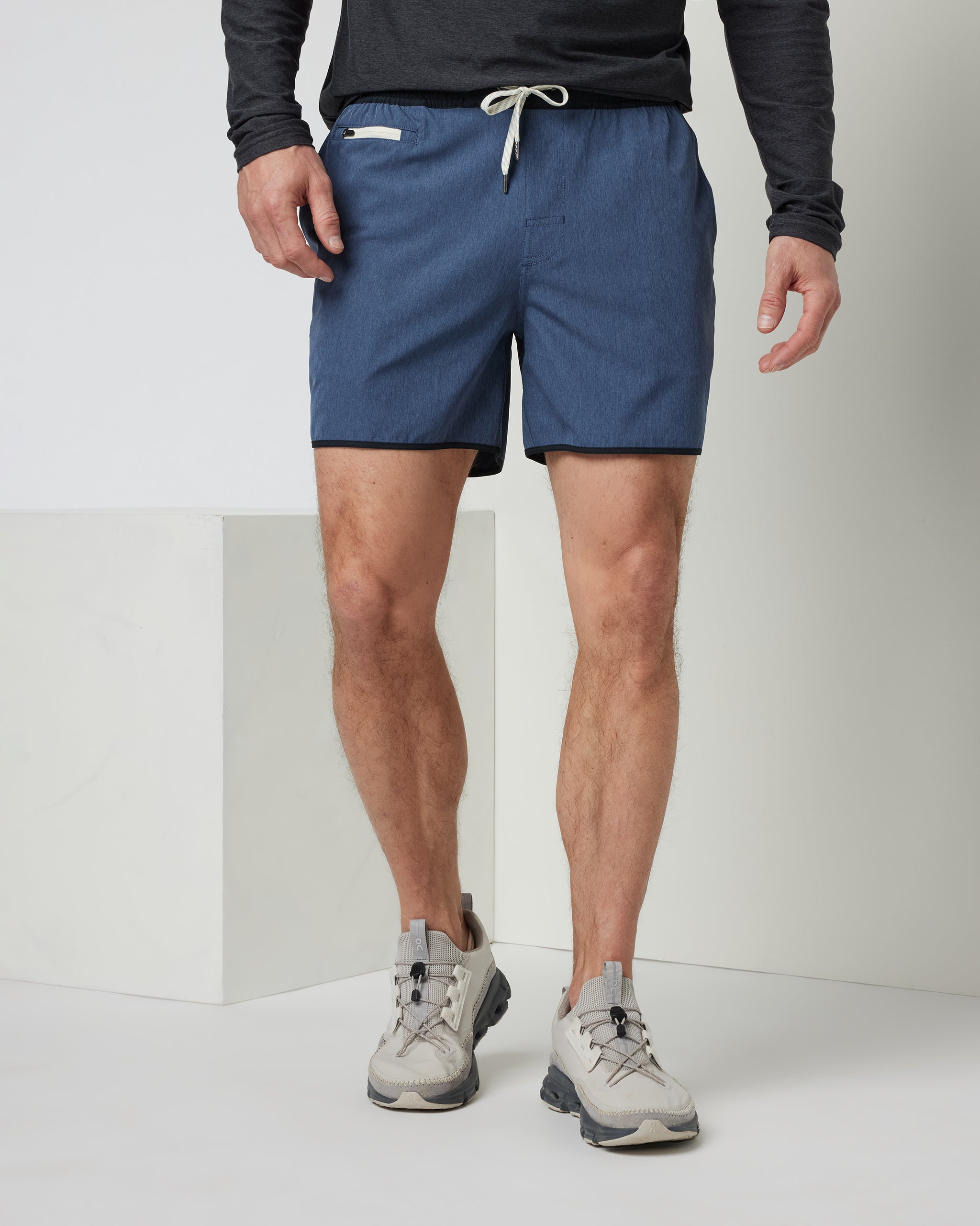 Banks Short Unlined 5 | Azure Linen Texture