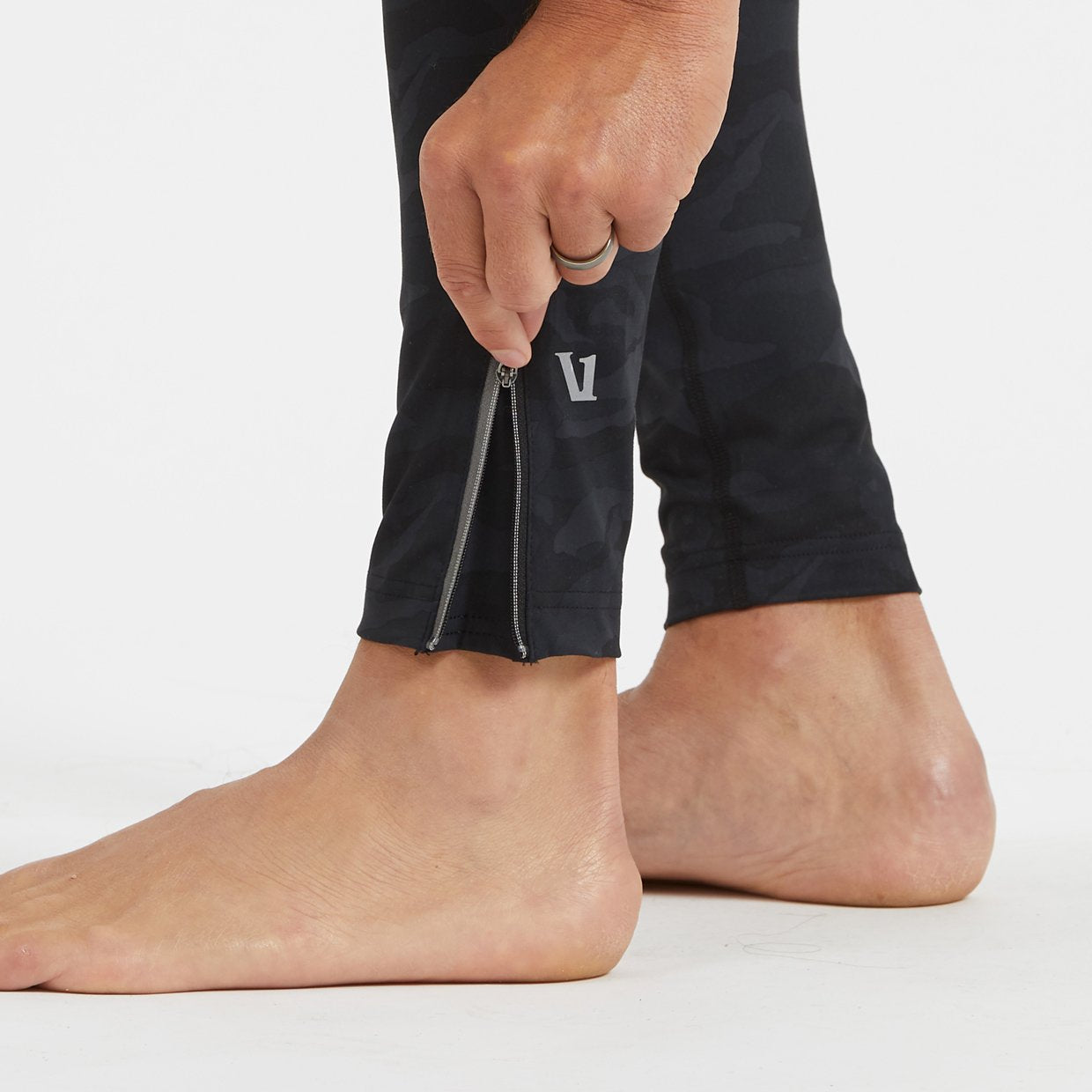 Limitless Compression Tight | Black Camo - Image 4