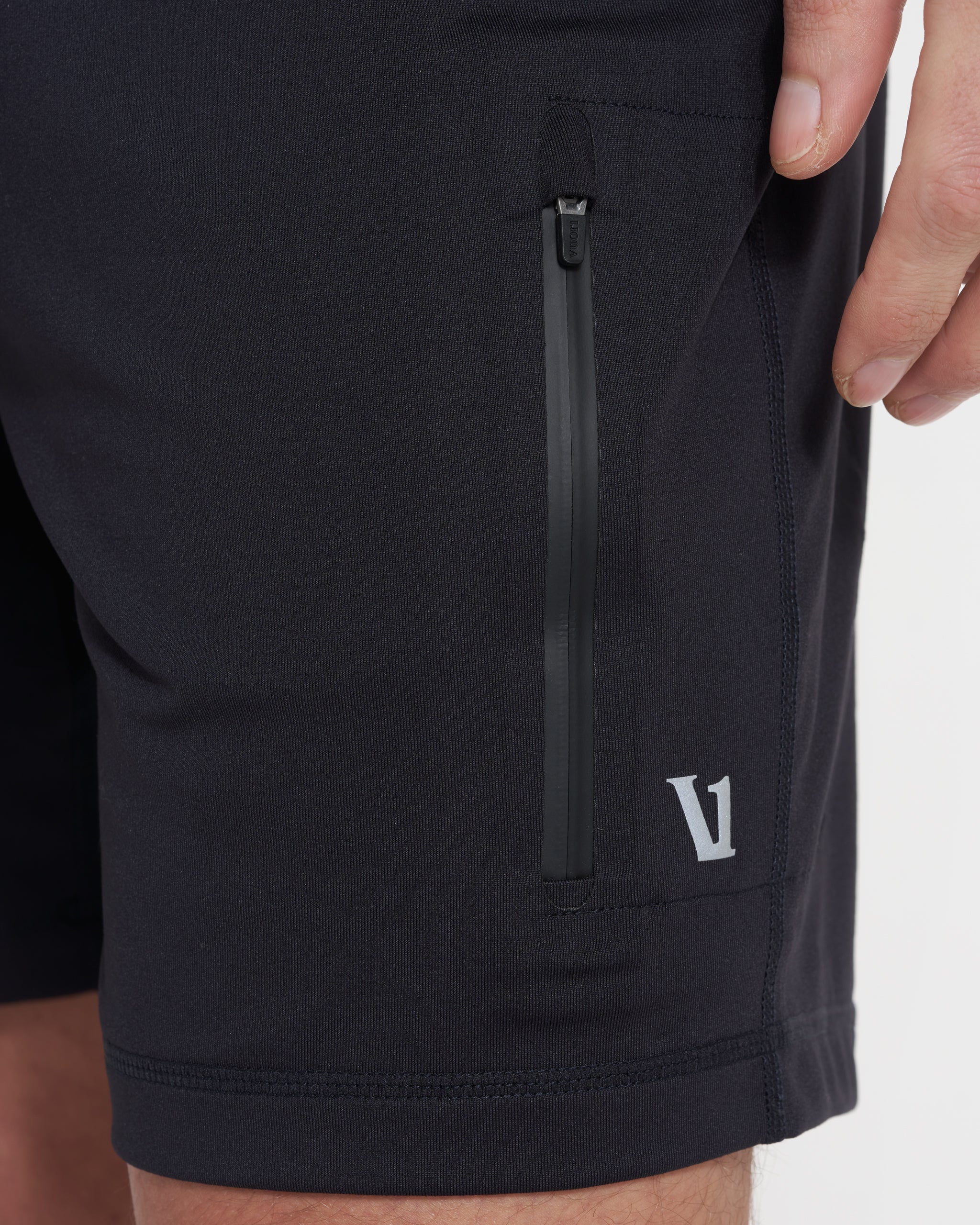 Sunday Performance Short 7.5 | Black - Image 3