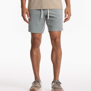 Optimist Short | Stormy