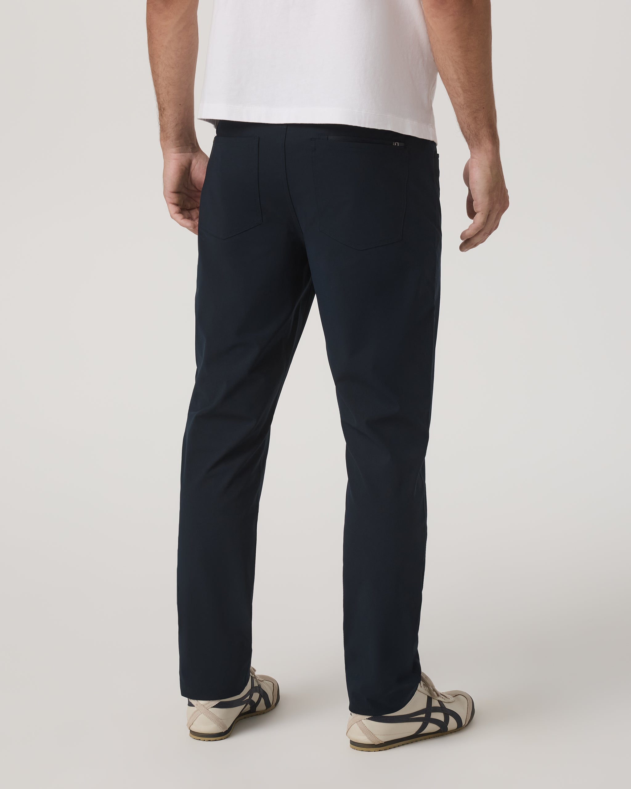 Vuori Meta™ Pant Classic Fit 34 | Ink - Image 3