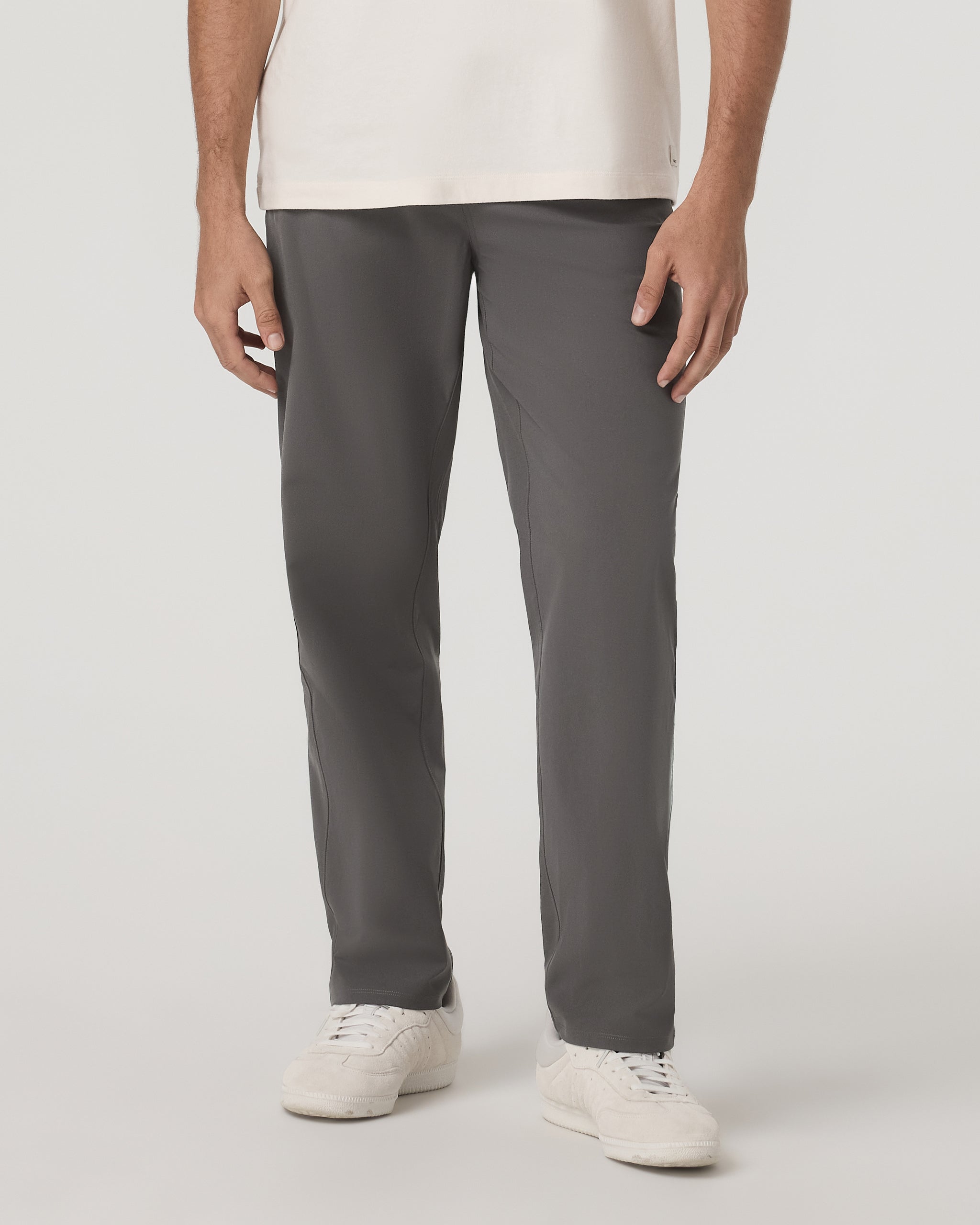 Vuori Meta™ Pant Relaxed Fit 30 | Warm Grey