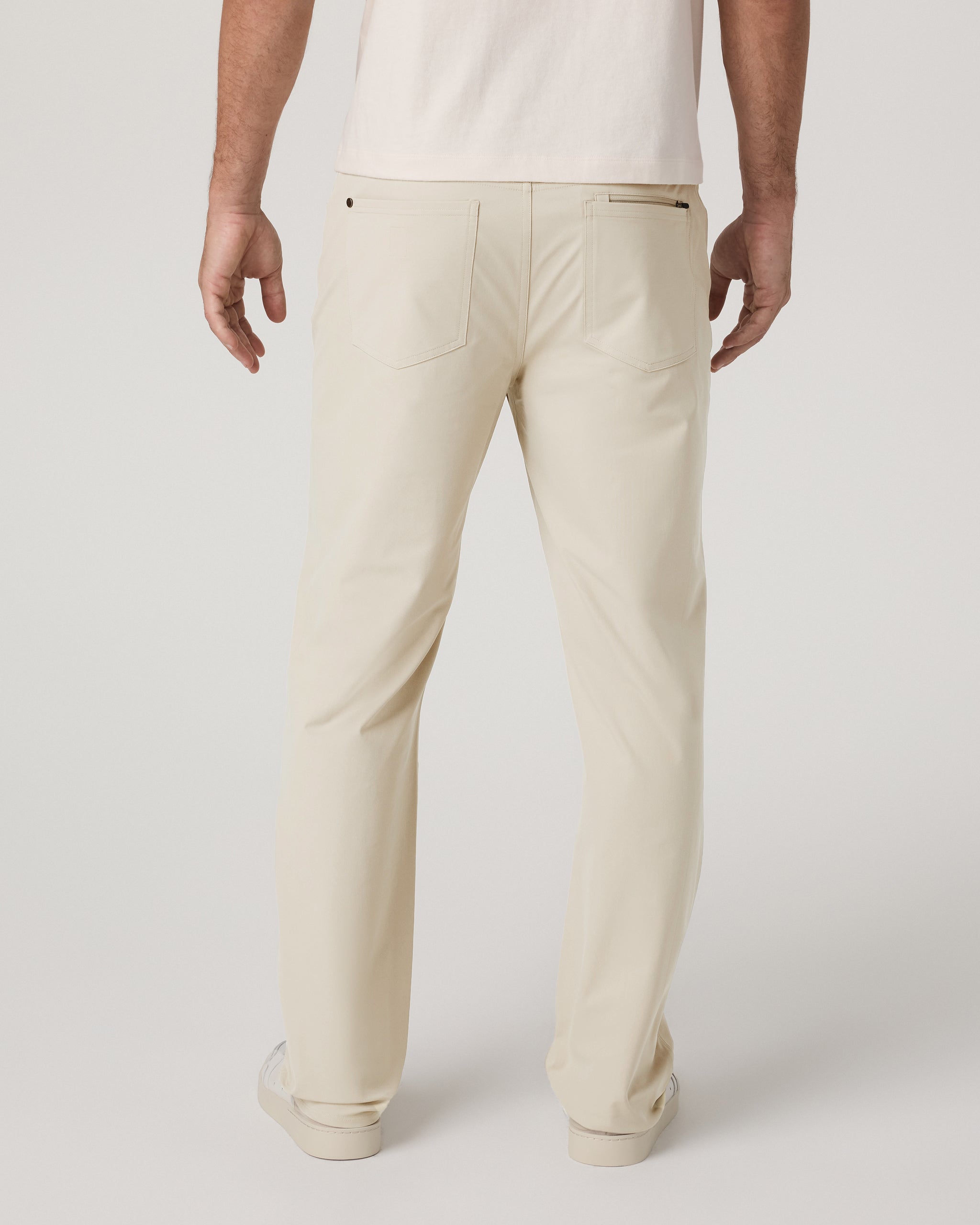Vuori Meta™ Pant Relaxed 30 | Birch - Image 3