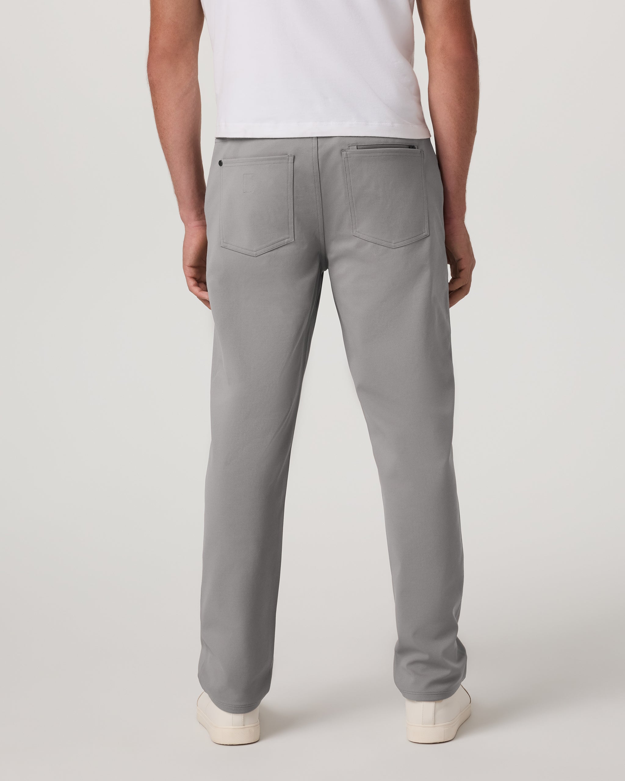 Vuori Meta™ Twill Pant Classic Fit 32 | Shiitake - Image 5