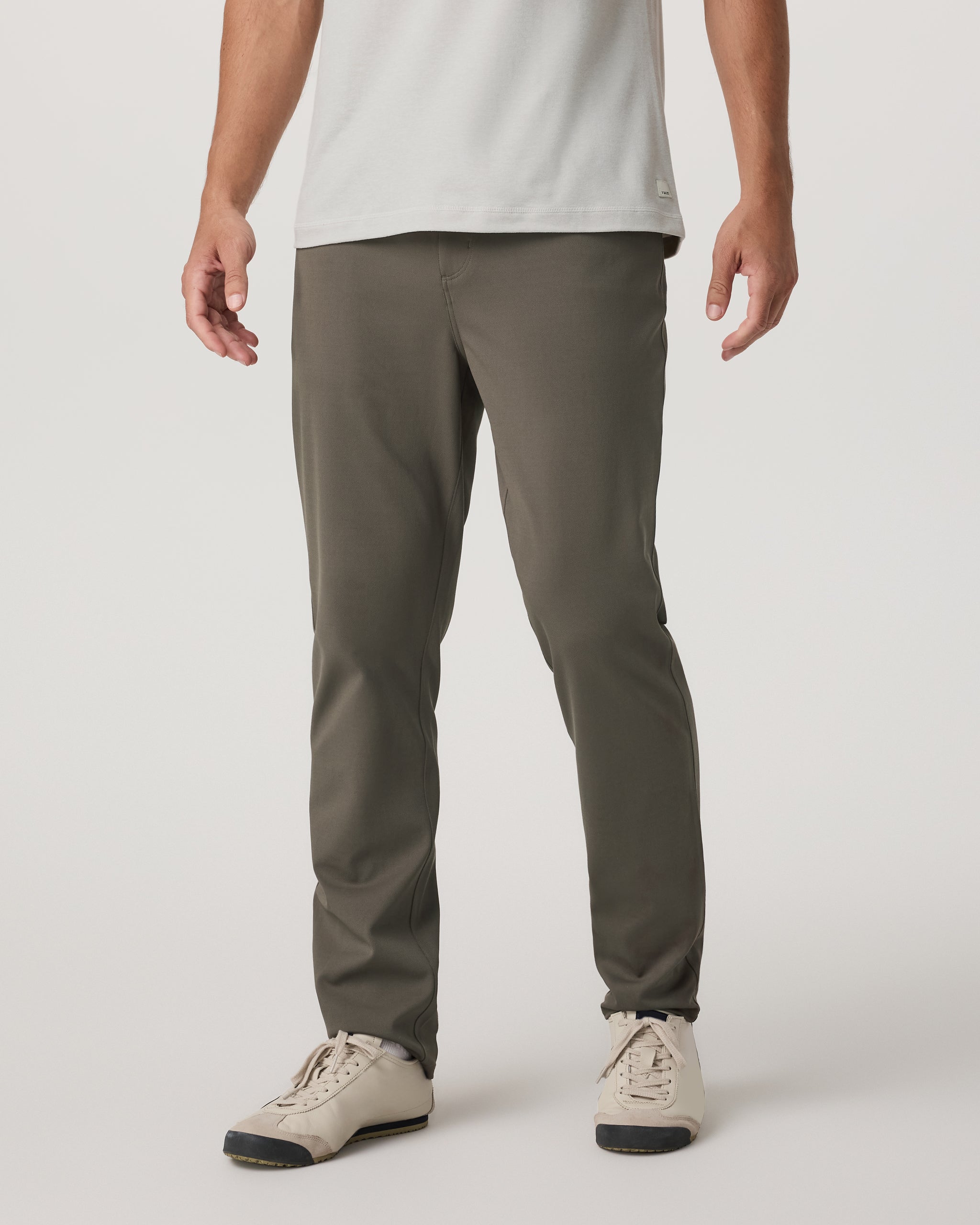 Vuori Meta™ Twill Pant Classic Fit 32 | Root