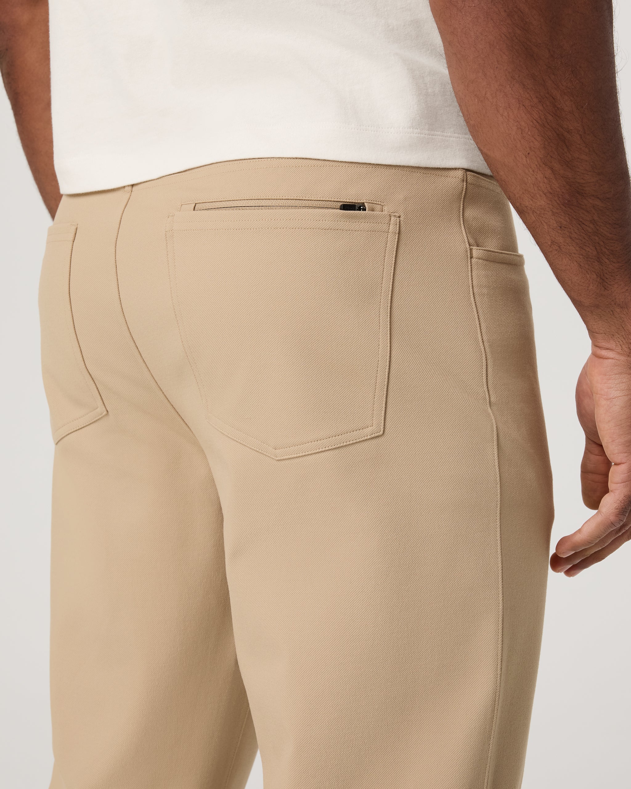 Vuori Meta™ Twill Pant Classic Fit 30 | Trench - Image 4