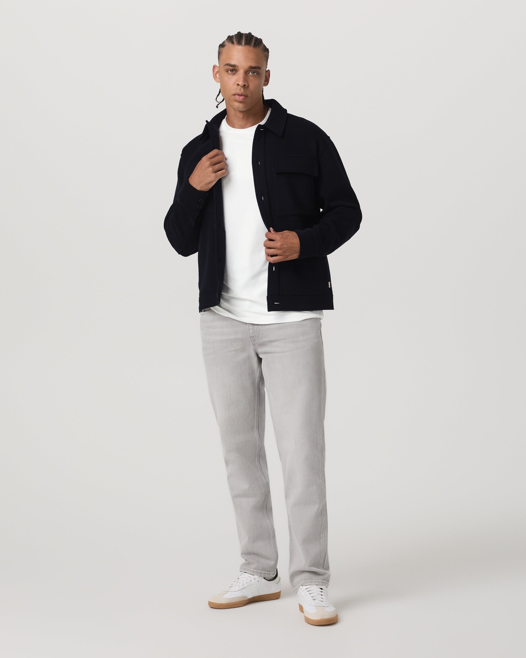 Vuori Vintage Jean Classic Fit 30 | MoonWash Denim - Image 4