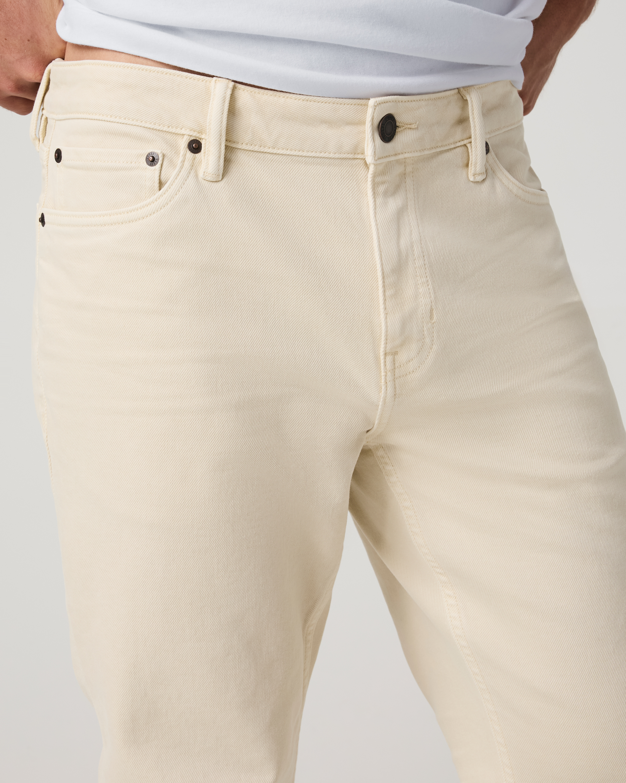 Vuori Vintage Jean Classic Fit 30 | Natural Denim - Image 2
