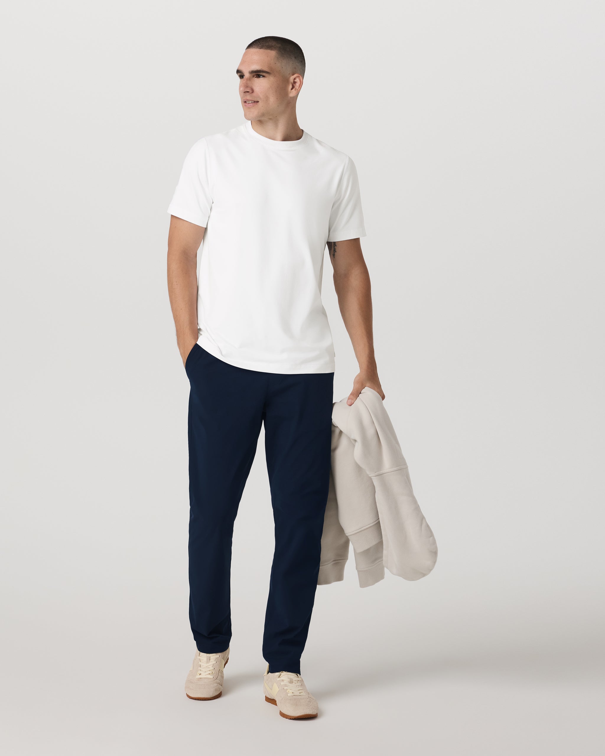 Vuori Meta™ Elastic Waist Pant Classic Fit 32 | Ink - Image 3
