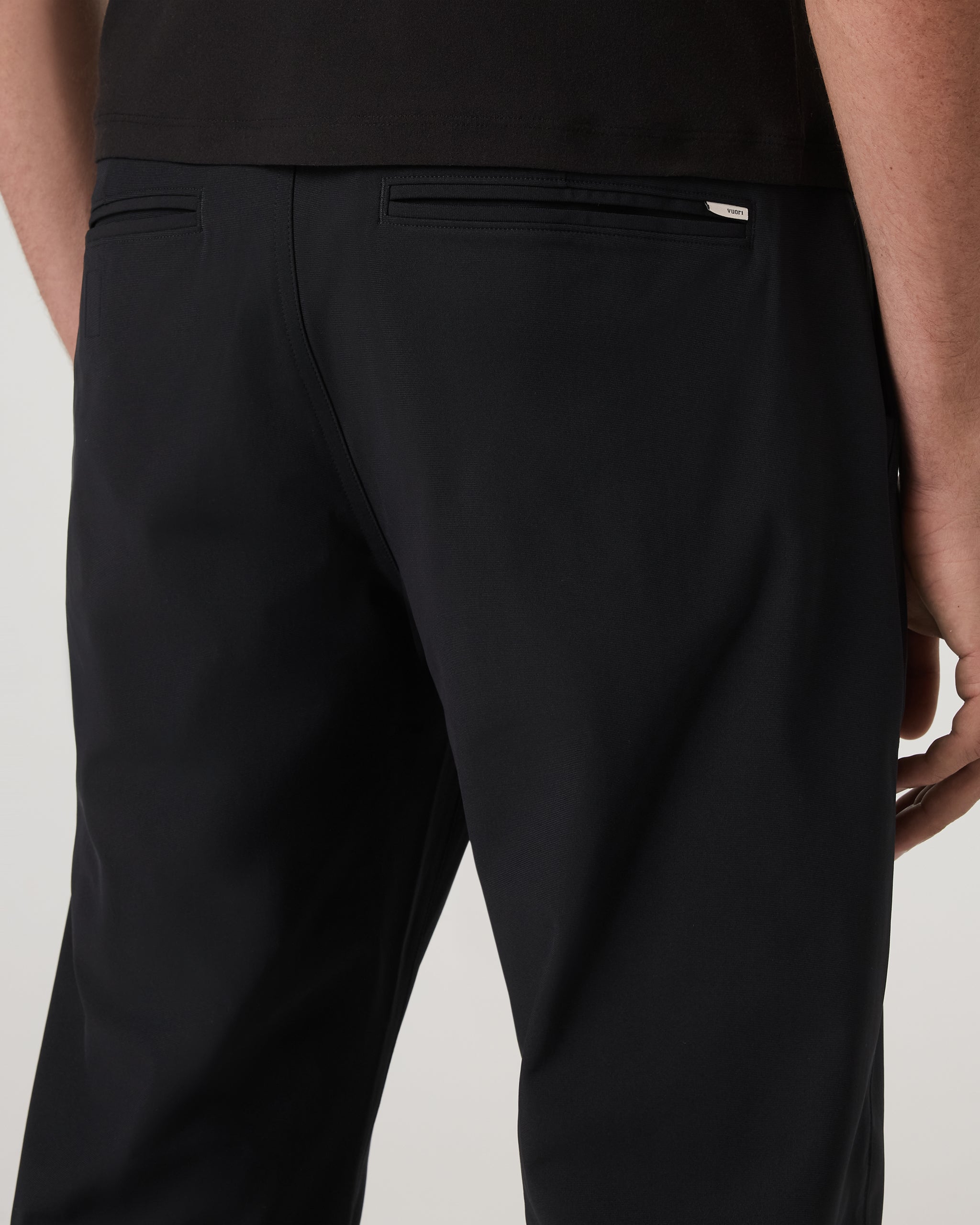 Vuori Meta™ Trouser Classic Fit 30 | Black - Image 5