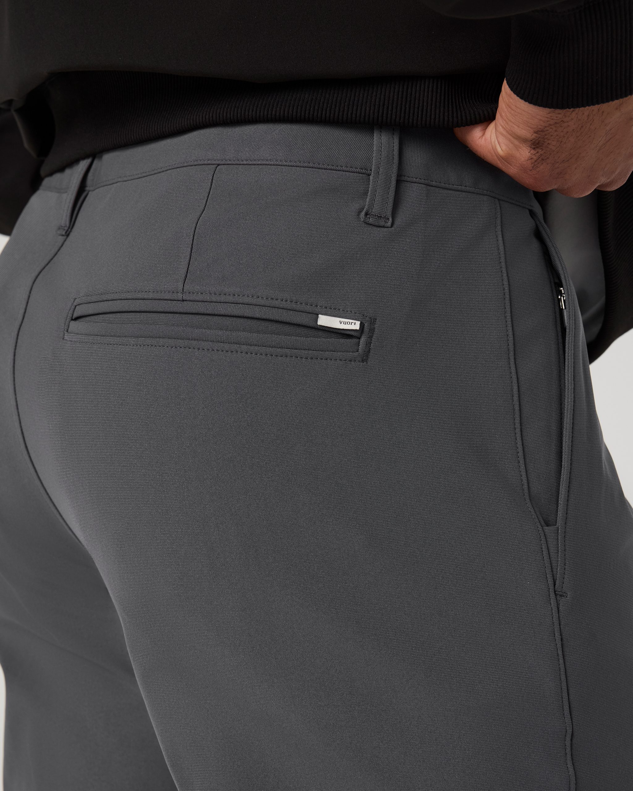 Vuori Meta™ Trouser Classic Fit 32 | Dark Pewter - Image 3