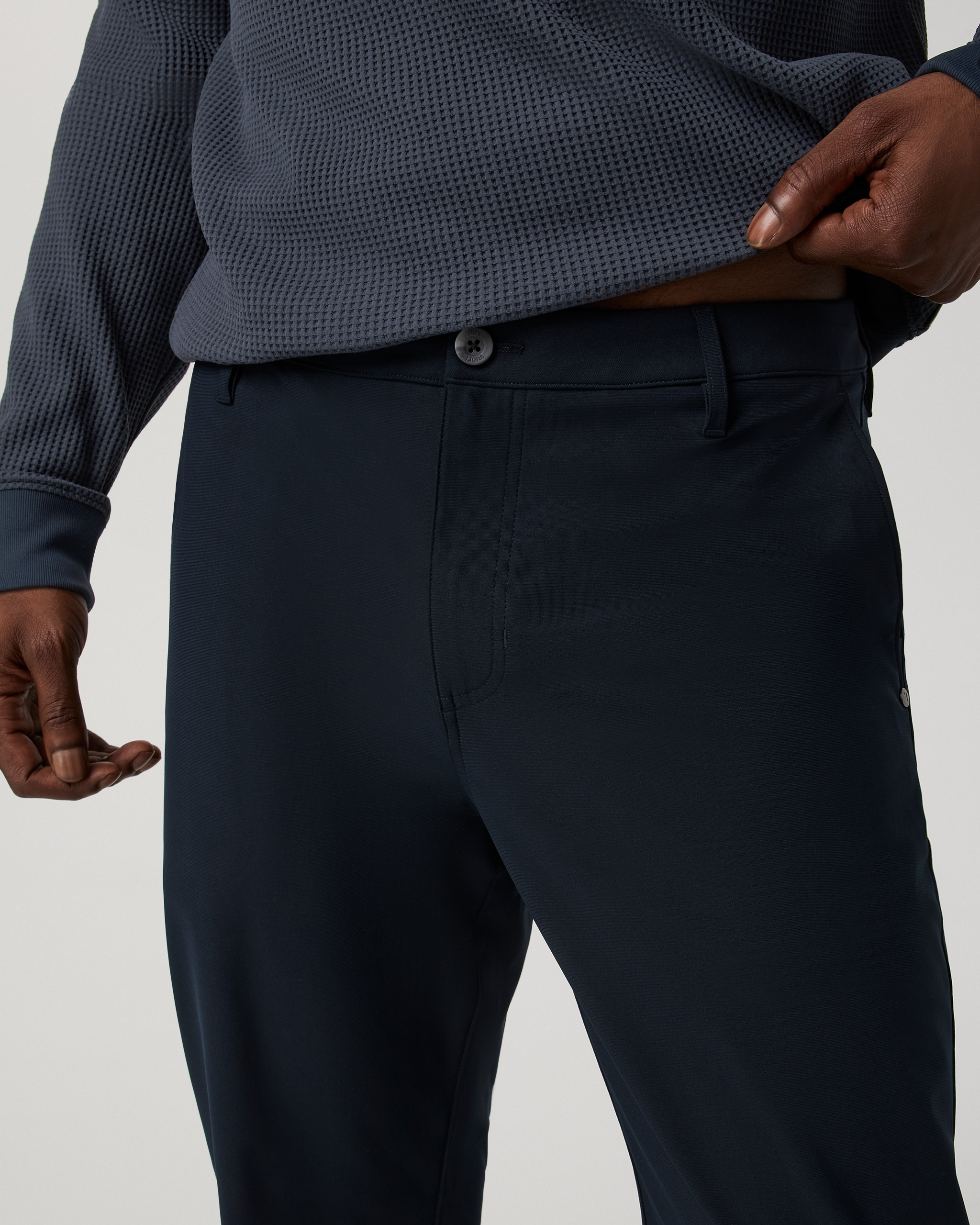 Vuori Meta™ Trouser Classic Fit 30 | Ink - Image 2