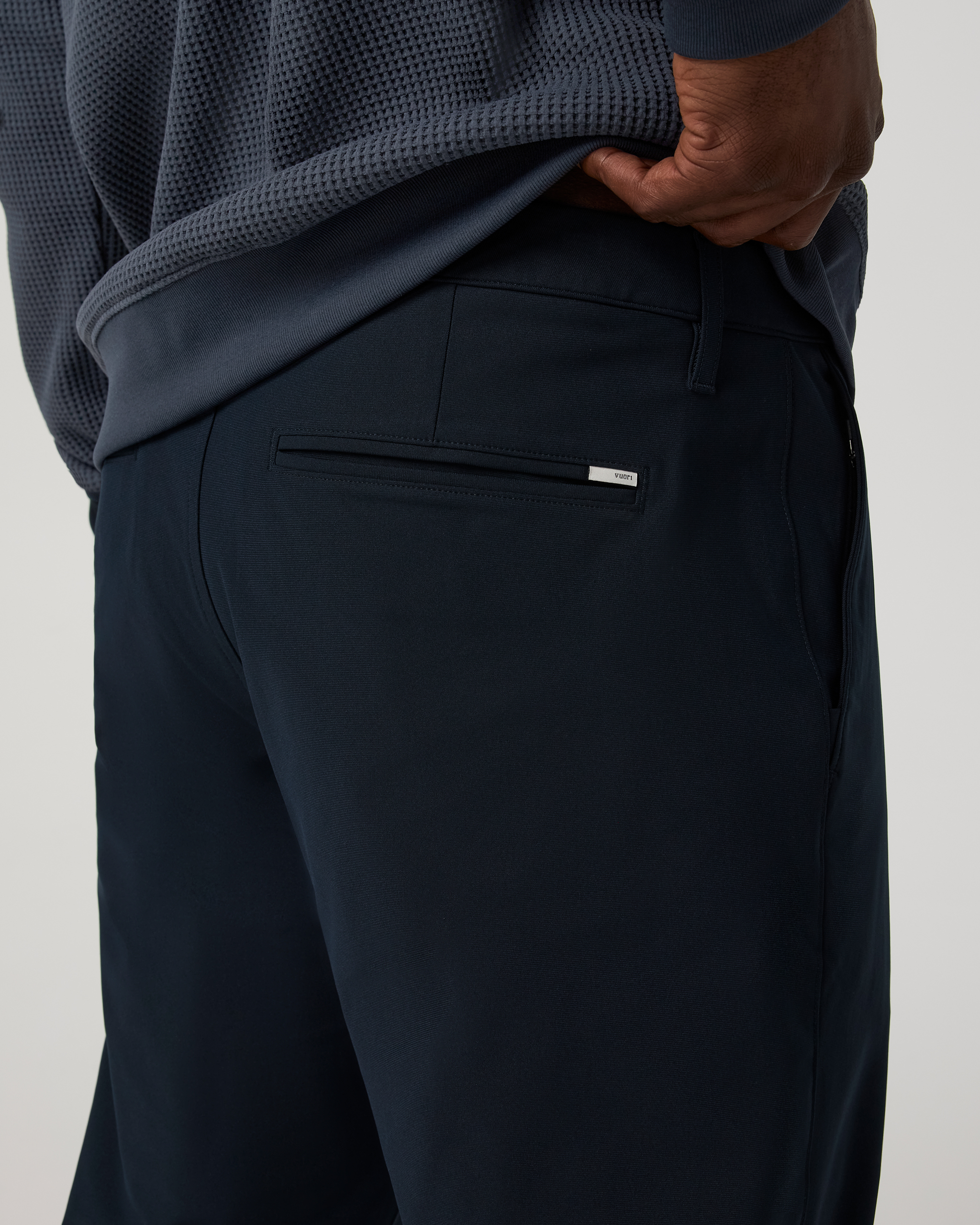 Vuori Meta™ Trouser Classic Fit 30 | Ink - Image 3