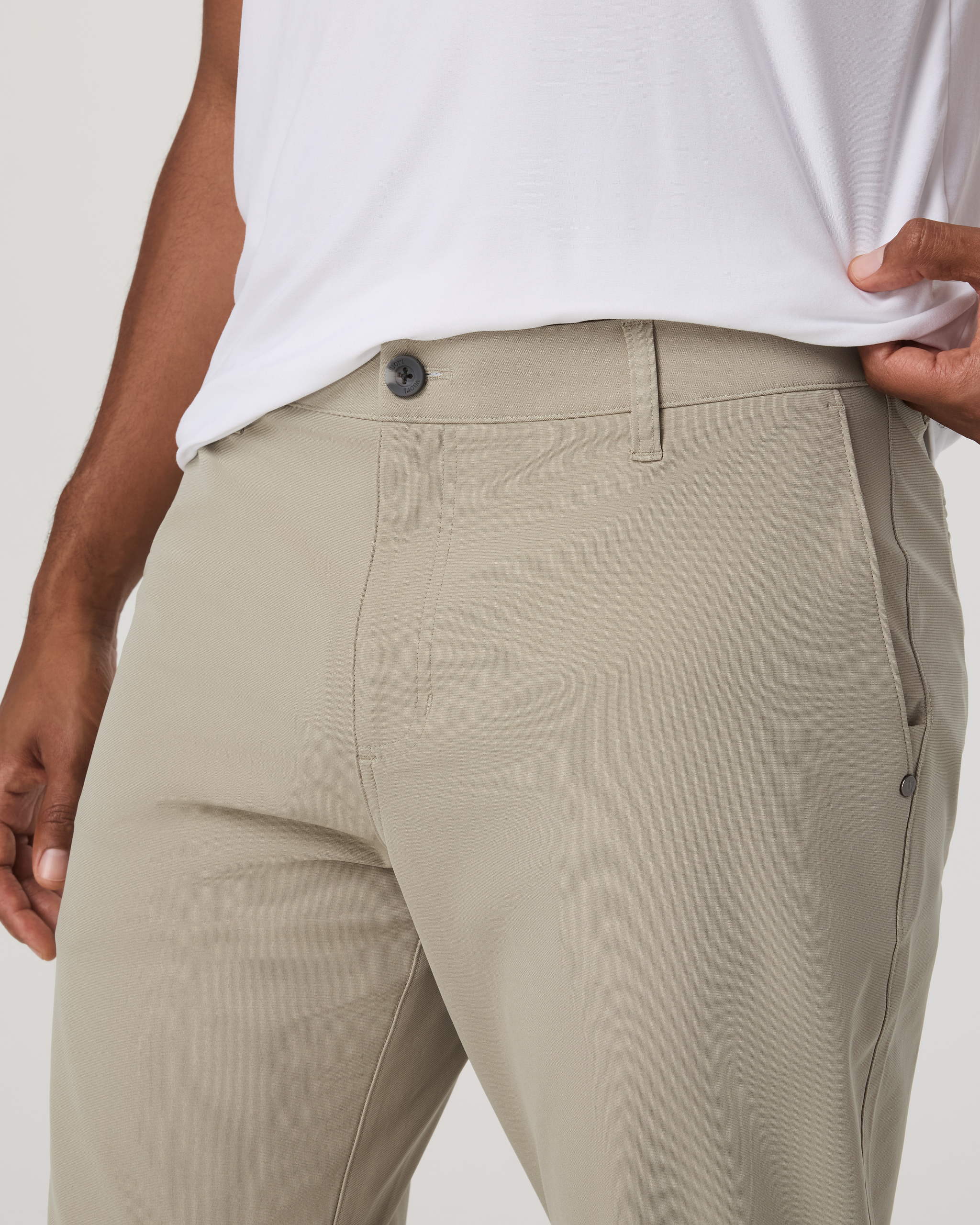 Vuori Meta™ Trouser Classic Fit 30 | Truffle - Image 2