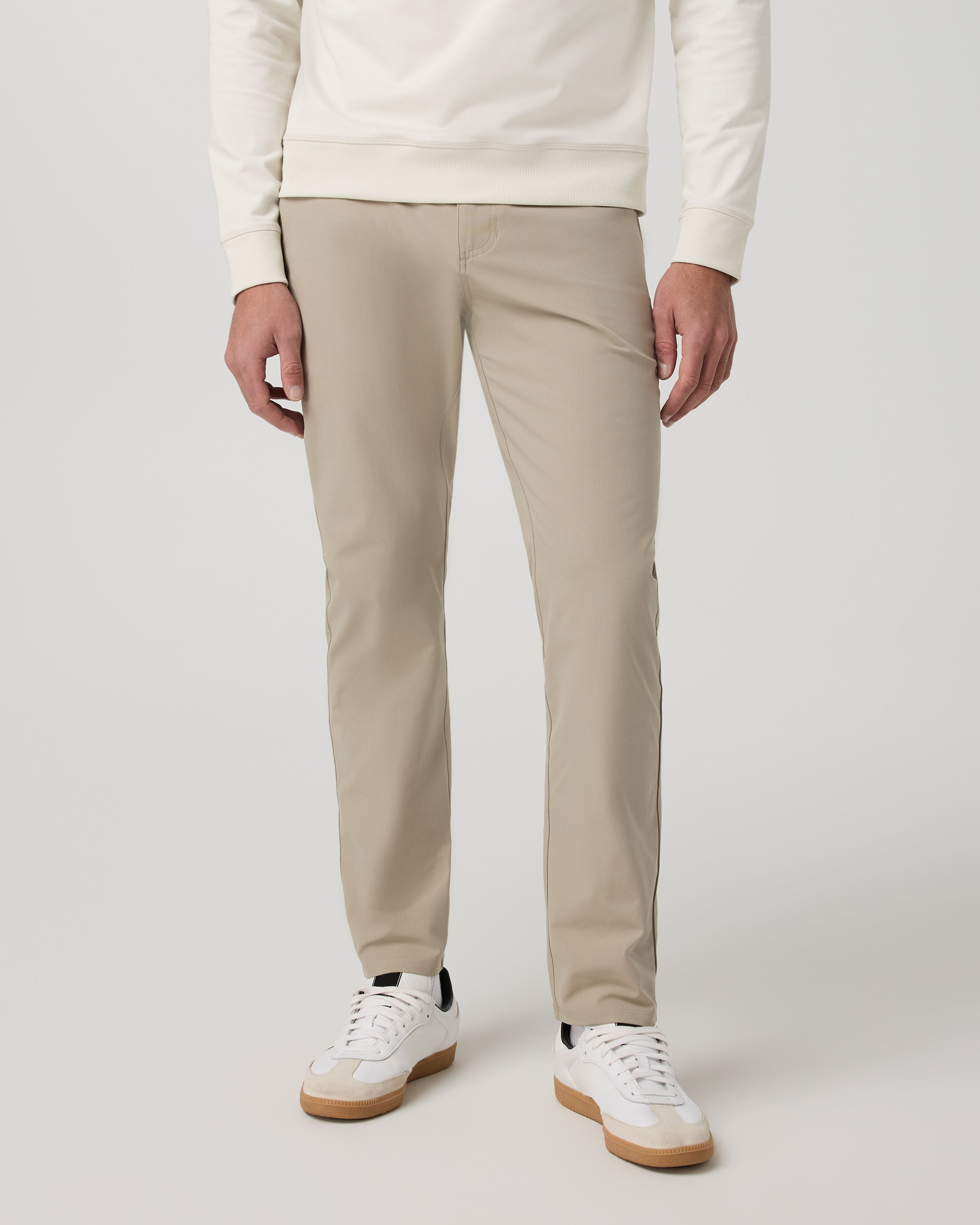 Vuori Meta™ Trouser Athletic Slim Fit 30 | Truffle