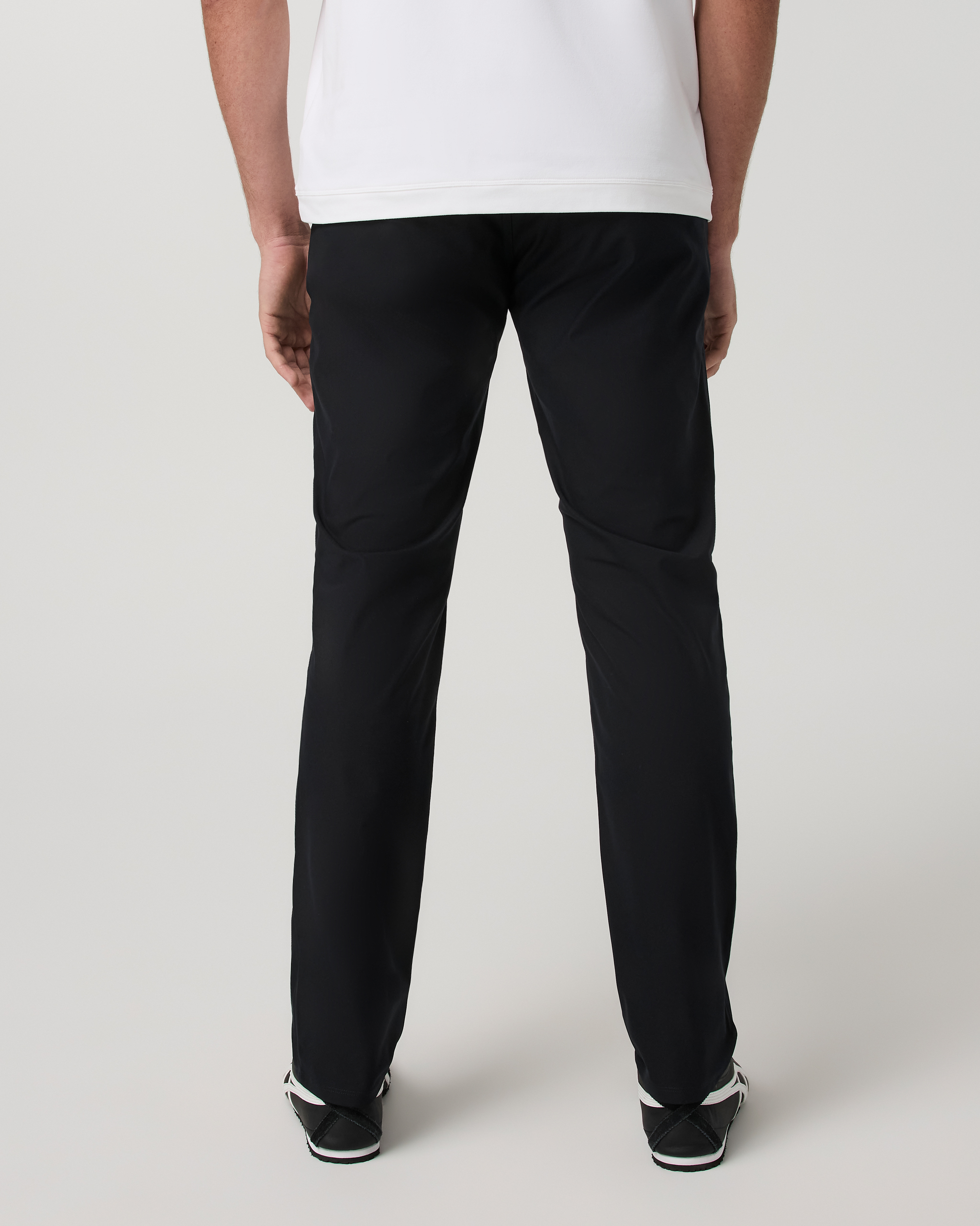 Vuori Meta™ Trouser Athletic Slim Fit 30 | Black - Image 5