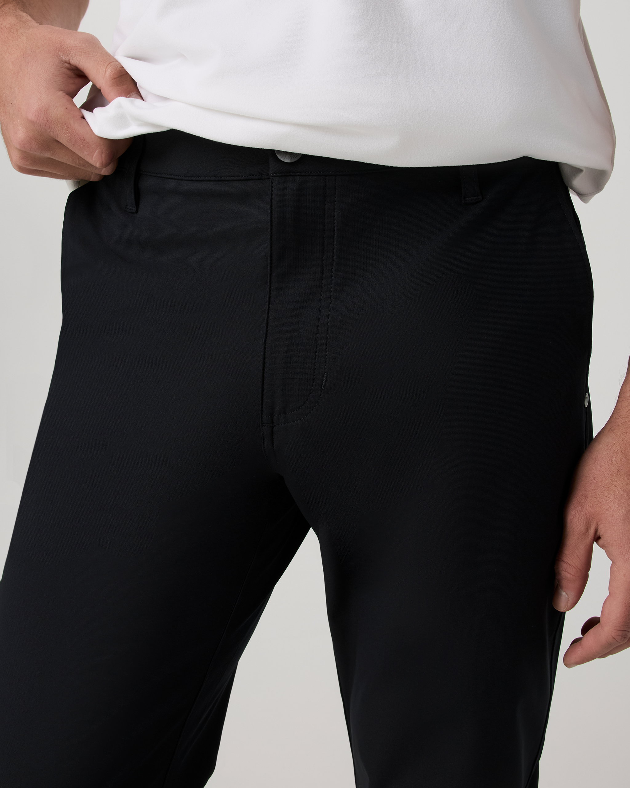 Vuori Meta™ Trouser Athletic Slim Fit 30 | Black - Image 3