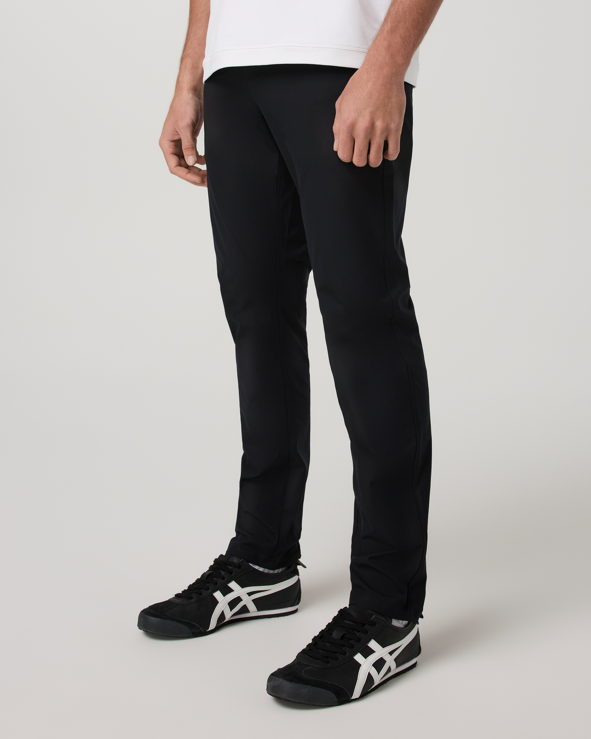 Vuori Meta™ Trouser Athletic Slim Fit 32 | Black - Image 5